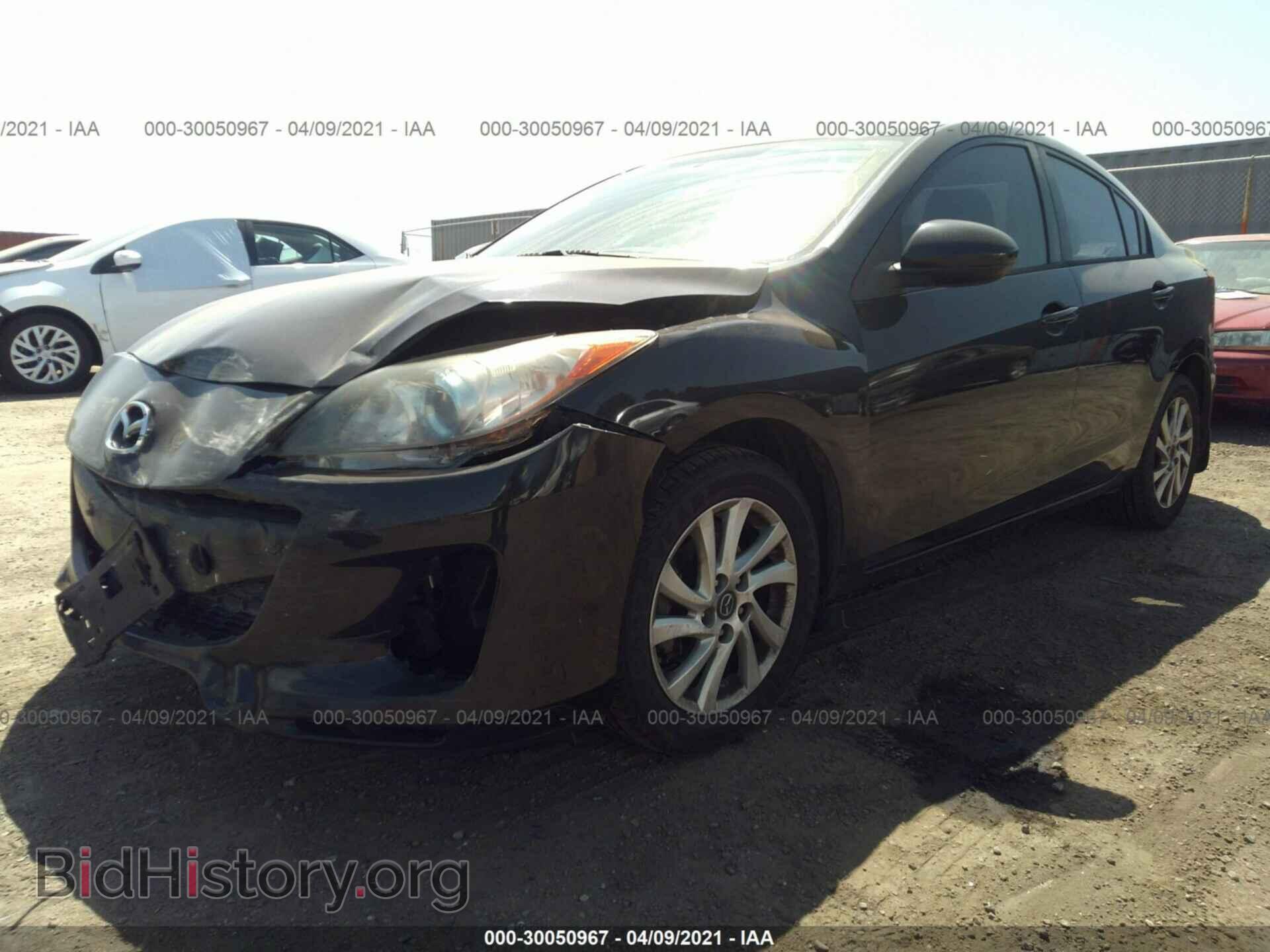 2013 MAZDA MAZDA3 - VIN: JM1BL1V87D1708086 - Фото 2