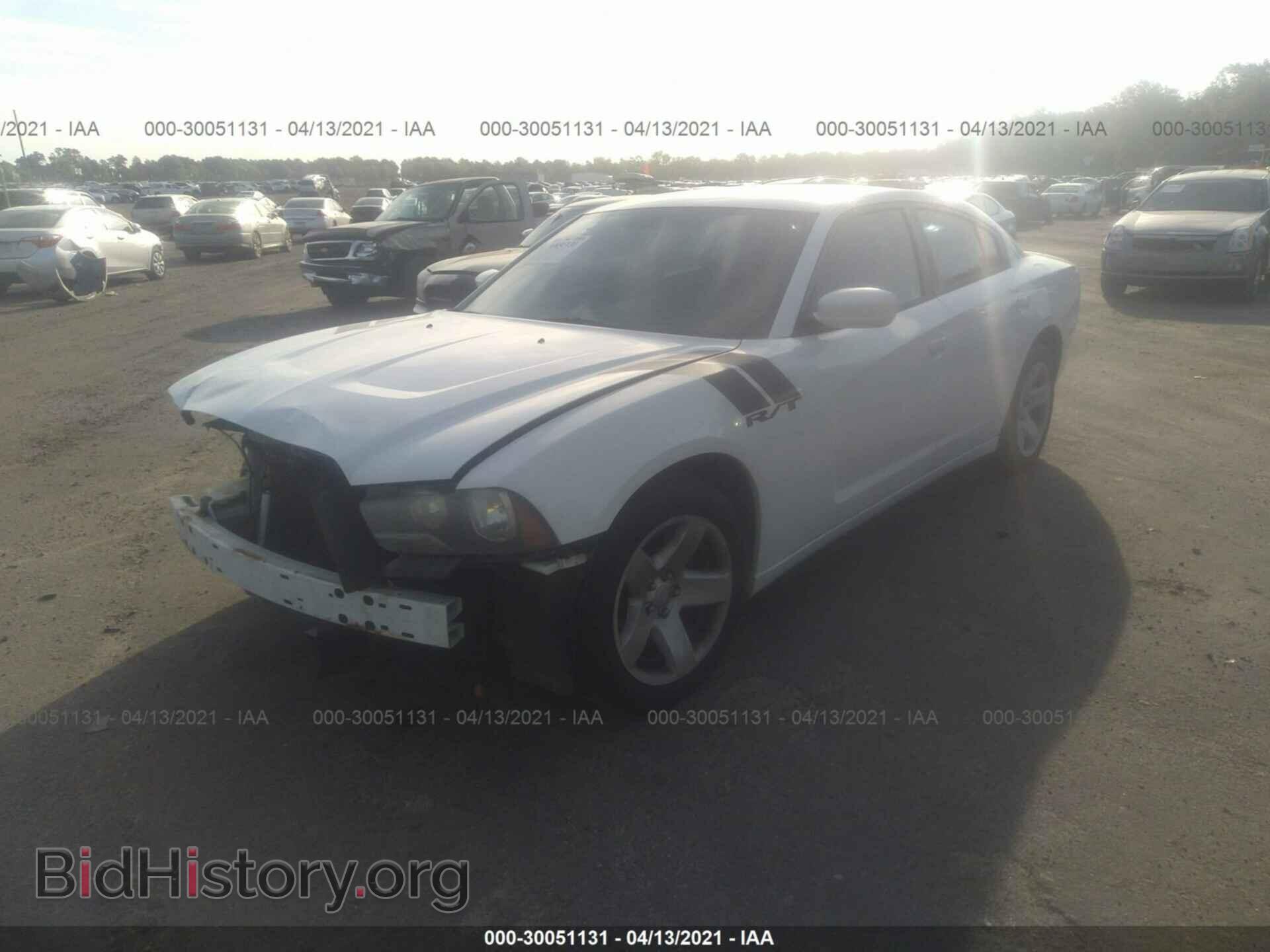 2012 DODGE CHARGER - VIN: 2C3CDXATXCH147904 - Фото 2