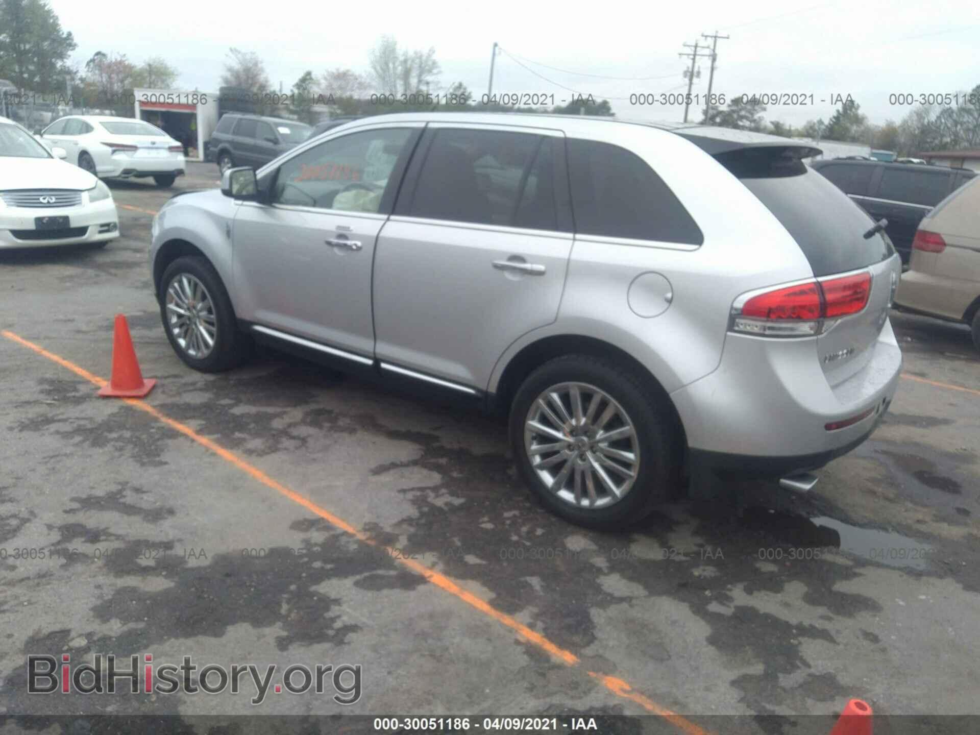 2011 LINCOLN MKX - VIN: 2LMDJ8JK6BBJ03227 - Фото 3