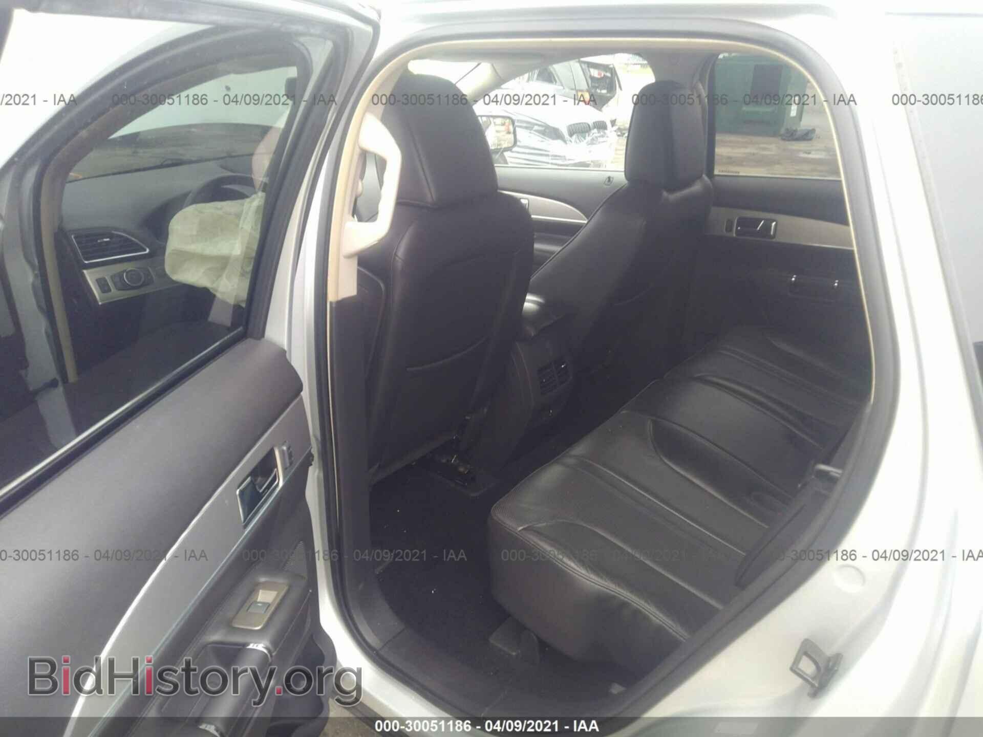 2011 LINCOLN MKX - VIN: 2LMDJ8JK6BBJ03227 - Фото 8