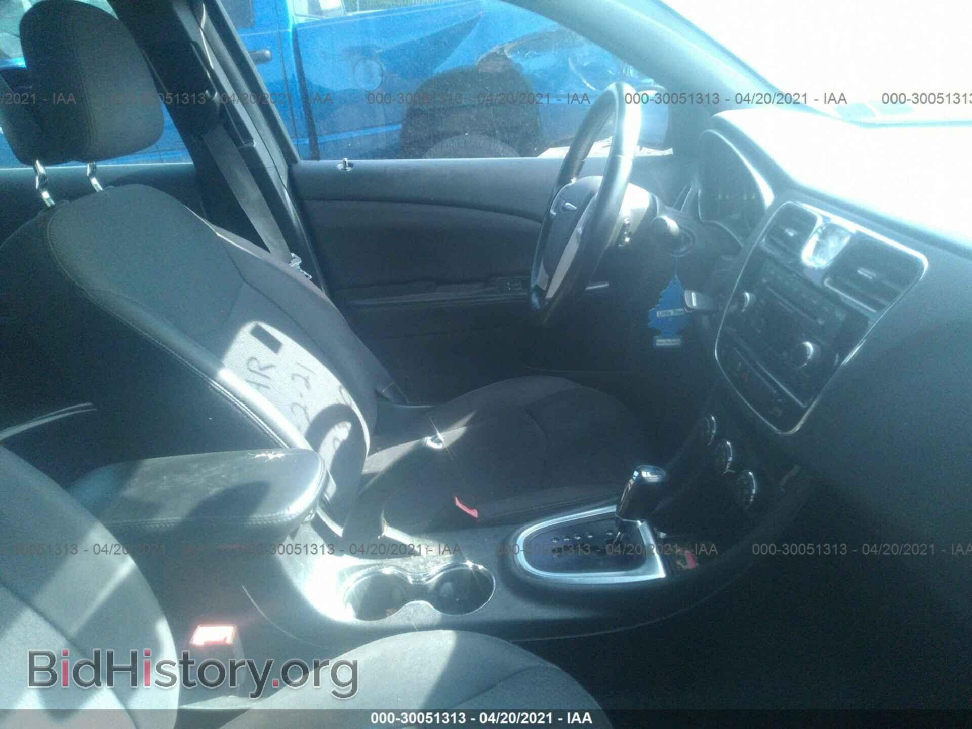 2013 CHRYSLER 200 - VIN: 1C3CCBBBXDN702340 - Фото 5