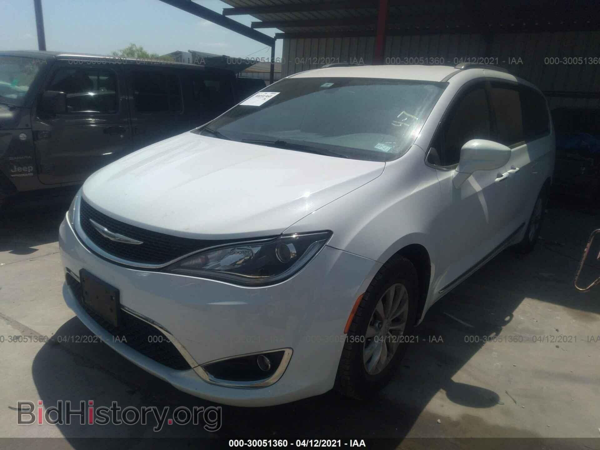2017 CHRYSLER PACIFICA - VIN: 2C4RC1BG5HR524843 - Фото 2