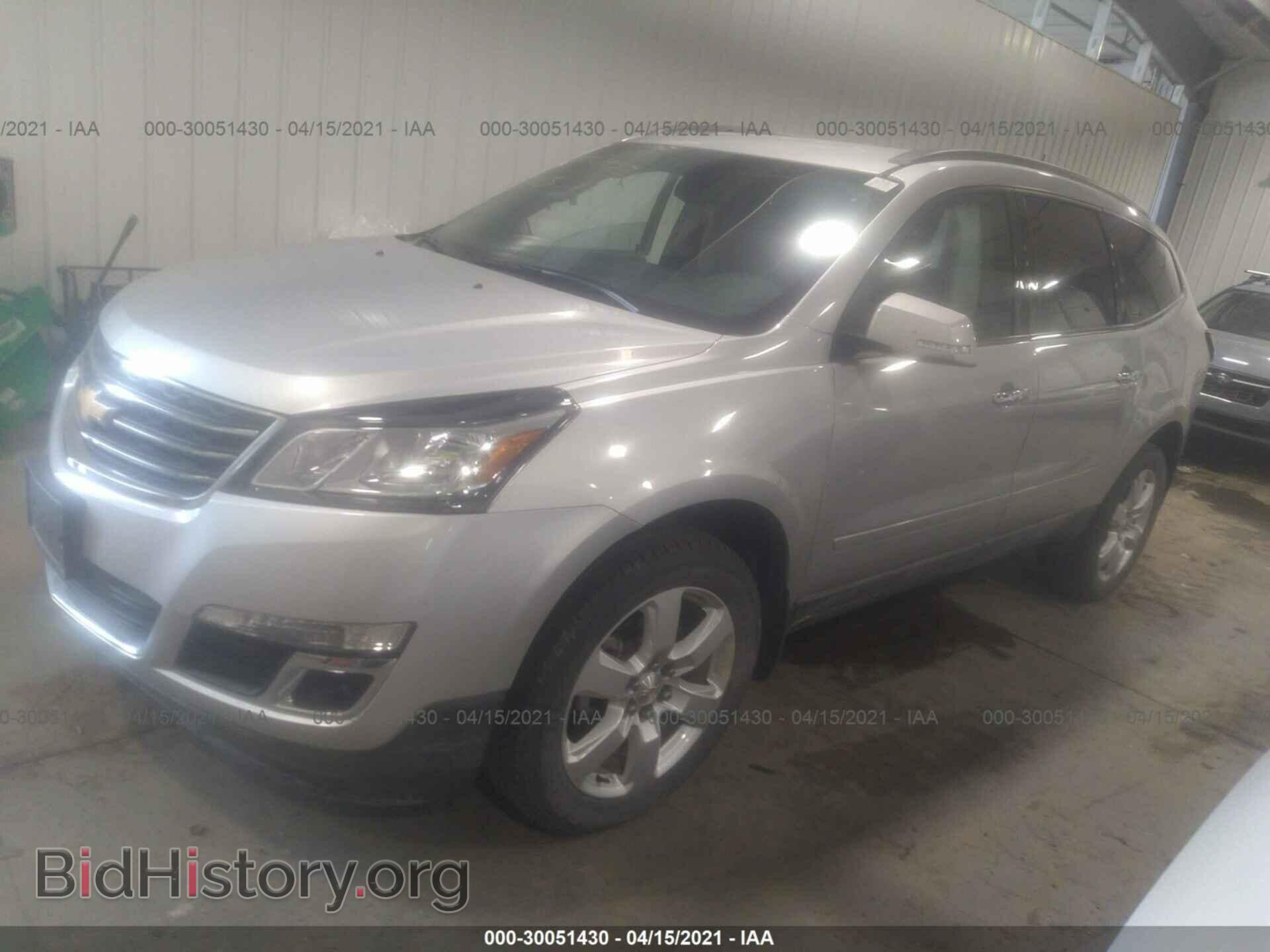 2017 CHEVROLET TRAVERSE - VIN: 1GNKVGKD8HJ200740 - Фото 2