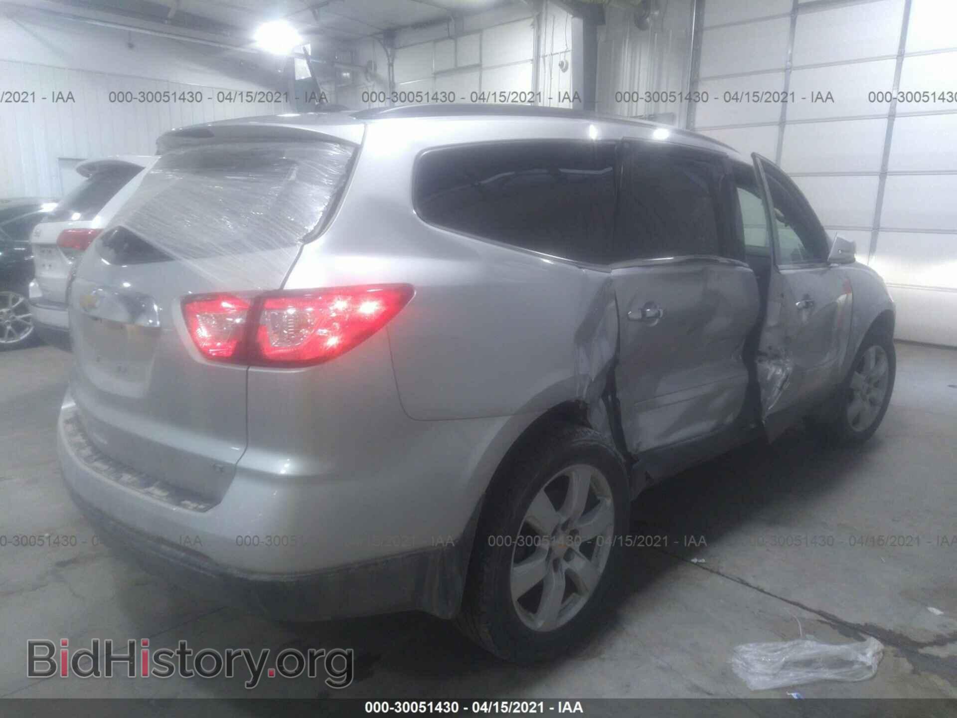 2017 CHEVROLET TRAVERSE - VIN: 1GNKVGKD8HJ200740 - Фото 4