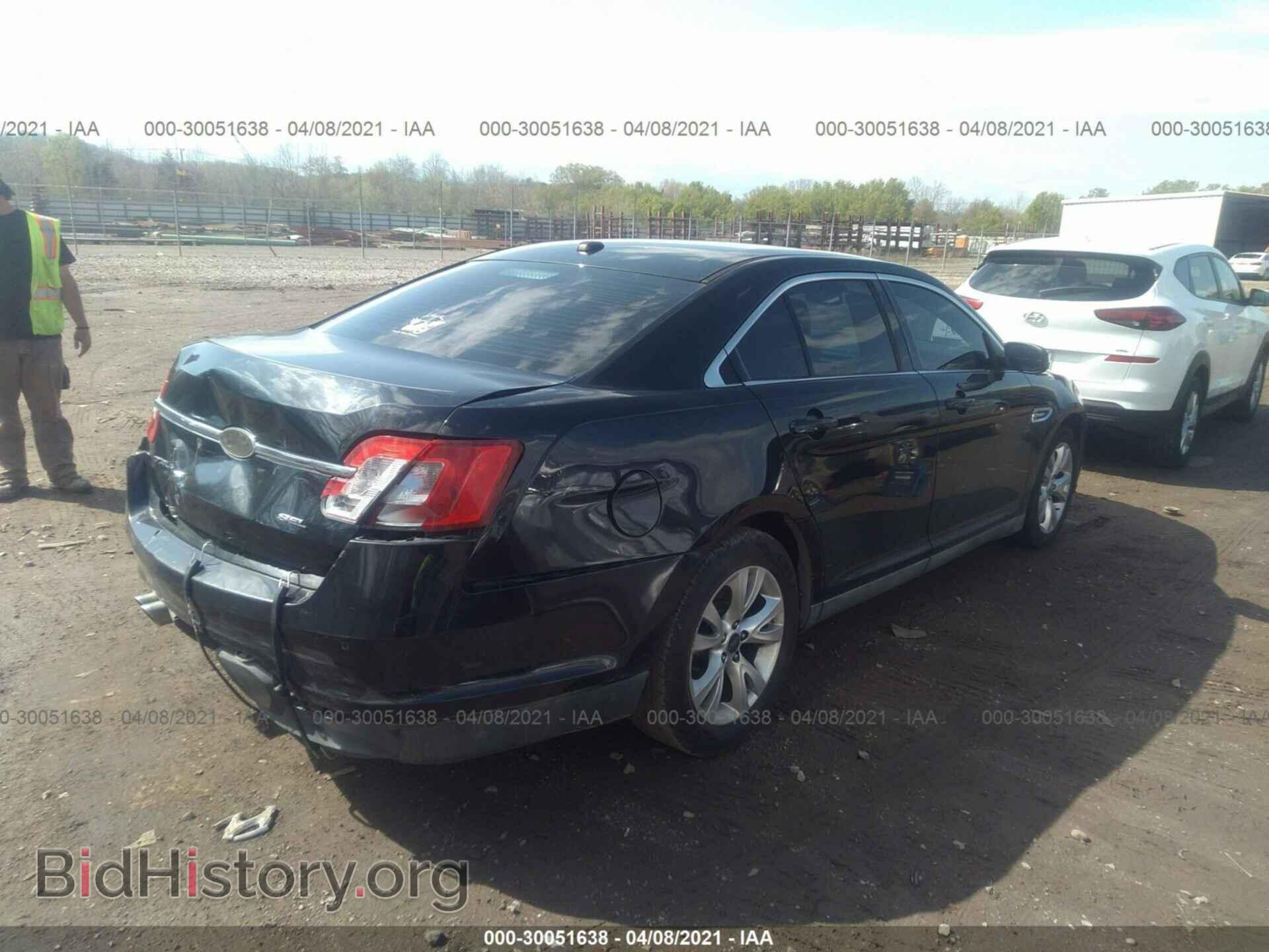 2011 FORD TAURUS - VIN: 1FAHP2EW8BG123214 - Фото 4