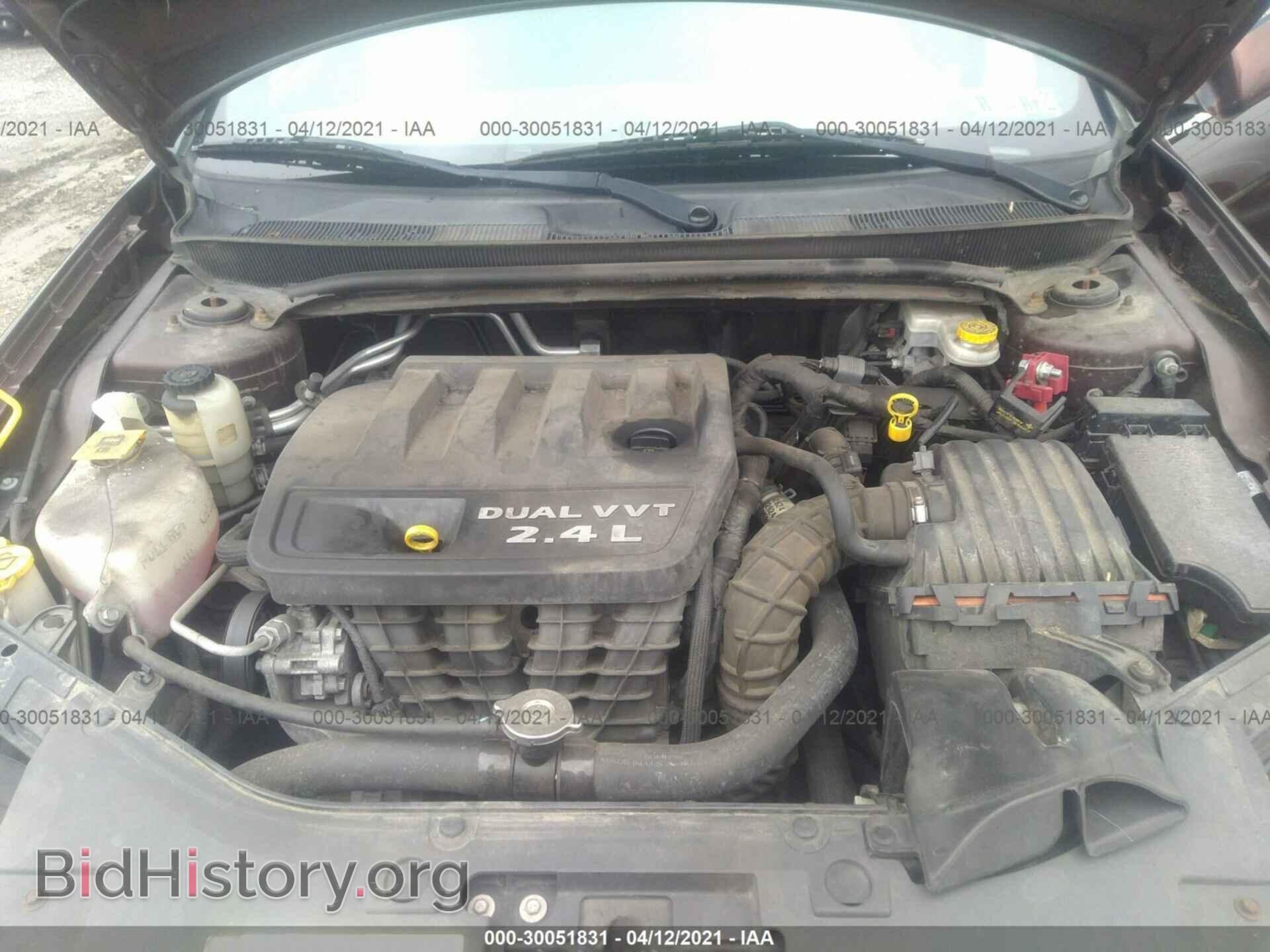 2013 CHRYSLER 200 - VIN: 1C3CCBAB9DN761851 - Фото 10