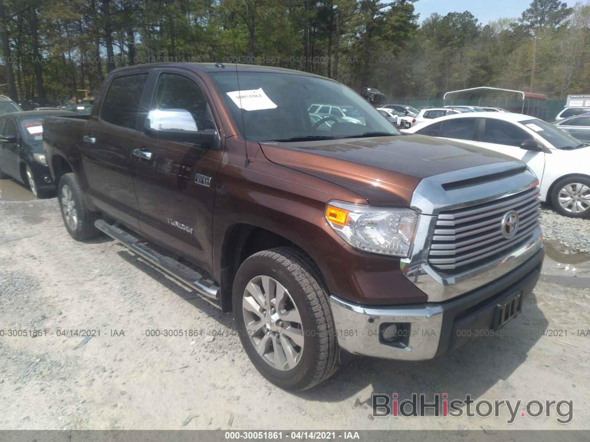 Photo 5TFHY5F13HX646693 - TOYOTA TUNDRA 4WD 2017