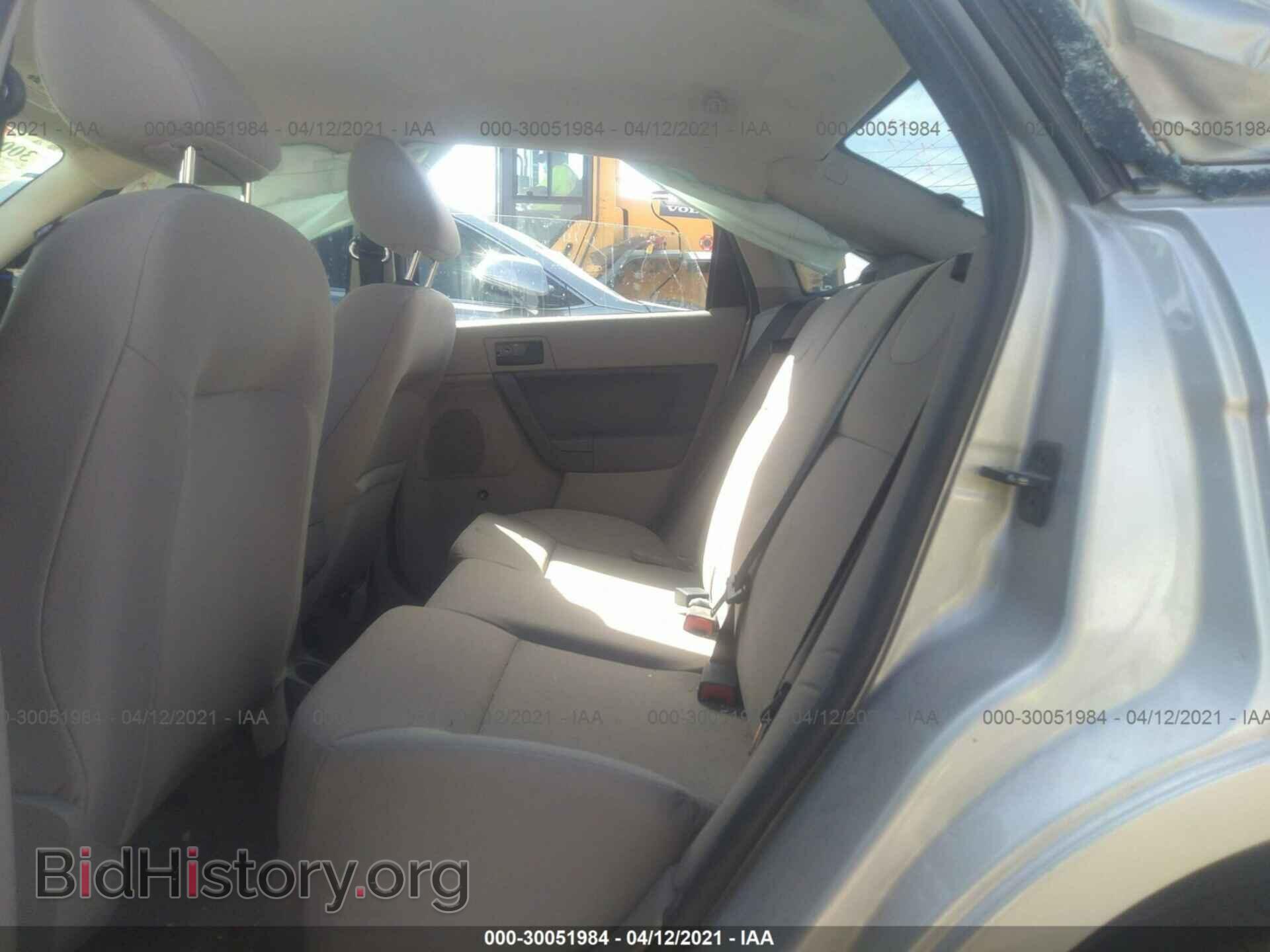 2008 FORD FOCUS - VIN: 1FAHP34N38W237666 - Фото 8