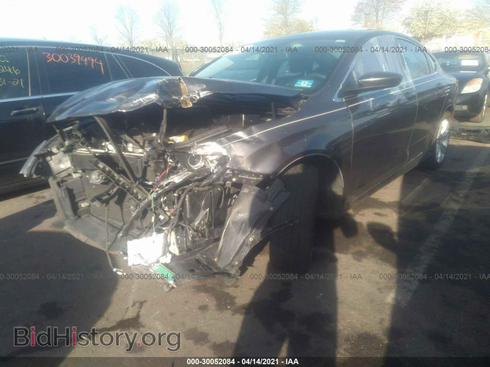 2015 CHRYSLER 200 - VIN: 1C3CCCAB0FN582445 - Фото 2