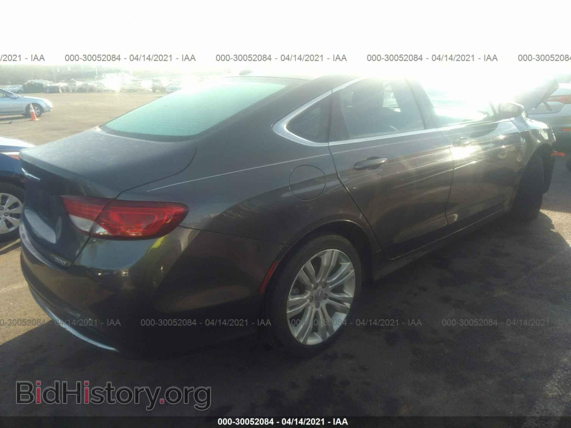 2015 CHRYSLER 200 - VIN: 1C3CCCAB0FN582445 - Фото 4