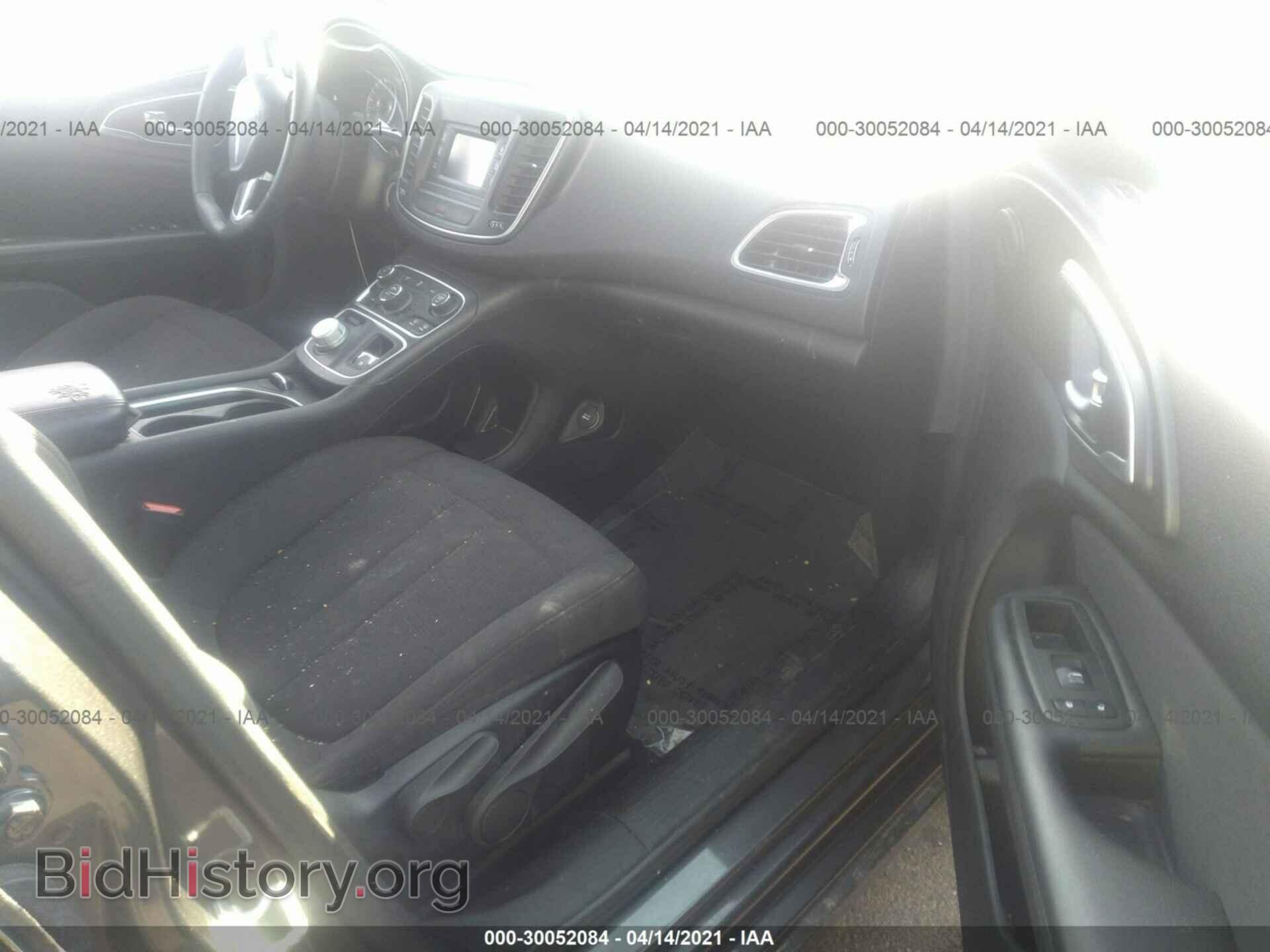 2015 CHRYSLER 200 - VIN: 1C3CCCAB0FN582445 - Фото 5