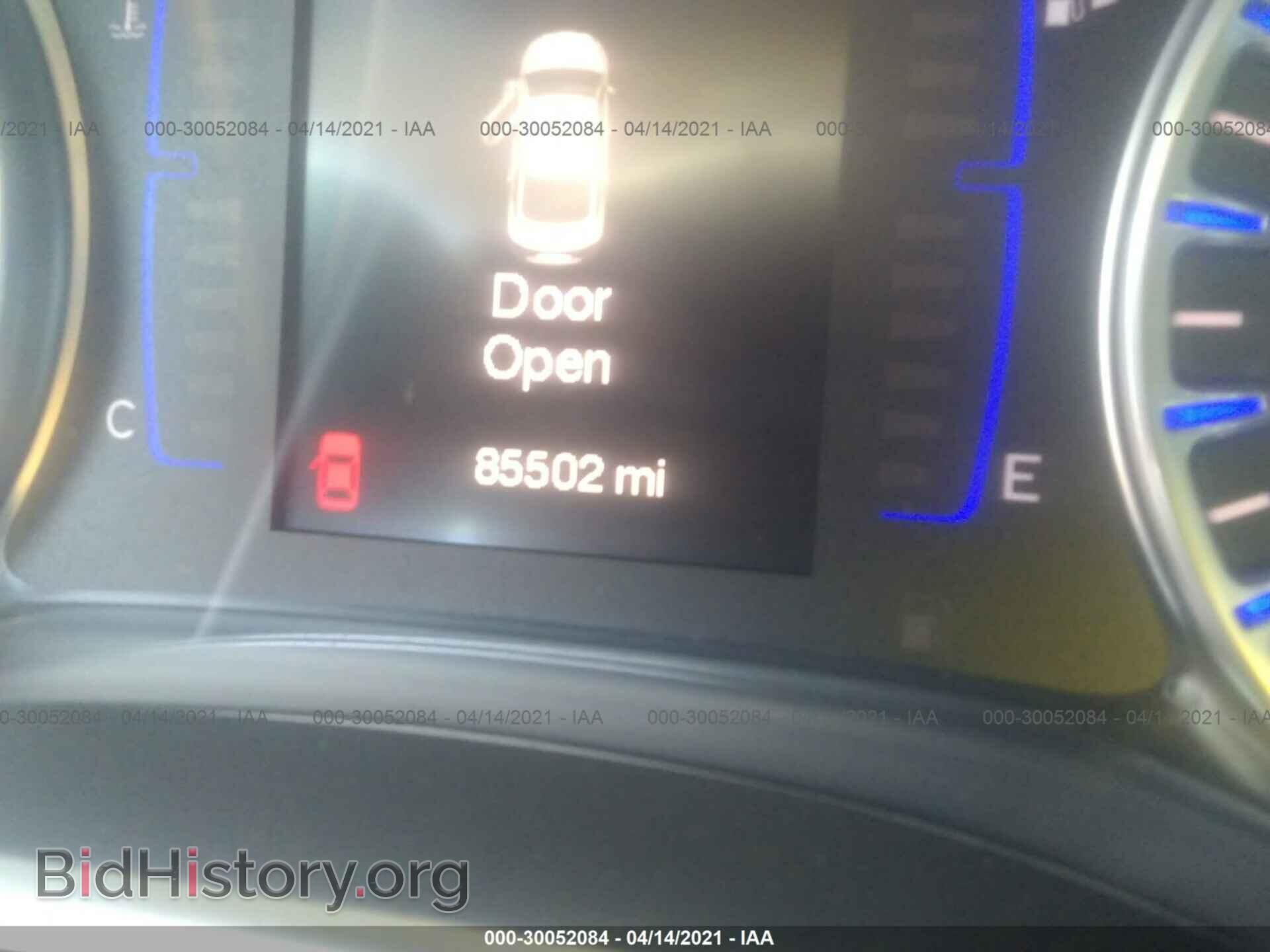 2015 CHRYSLER 200 - VIN: 1C3CCCAB0FN582445 - Фото 7