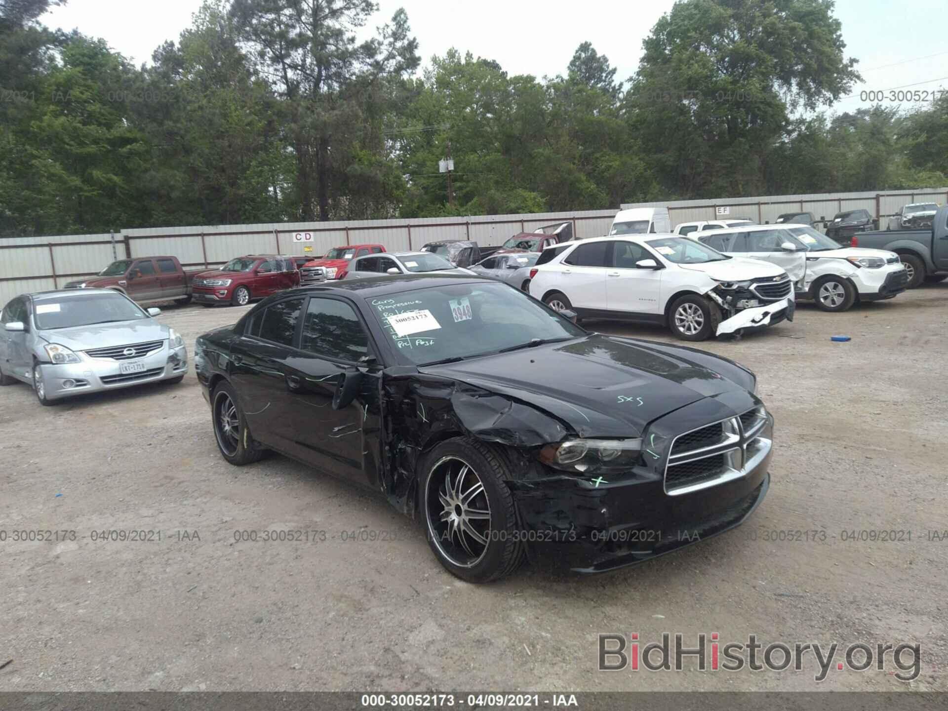 Photo 2C3CDXBG0EH359621 - DODGE CHARGER 2014