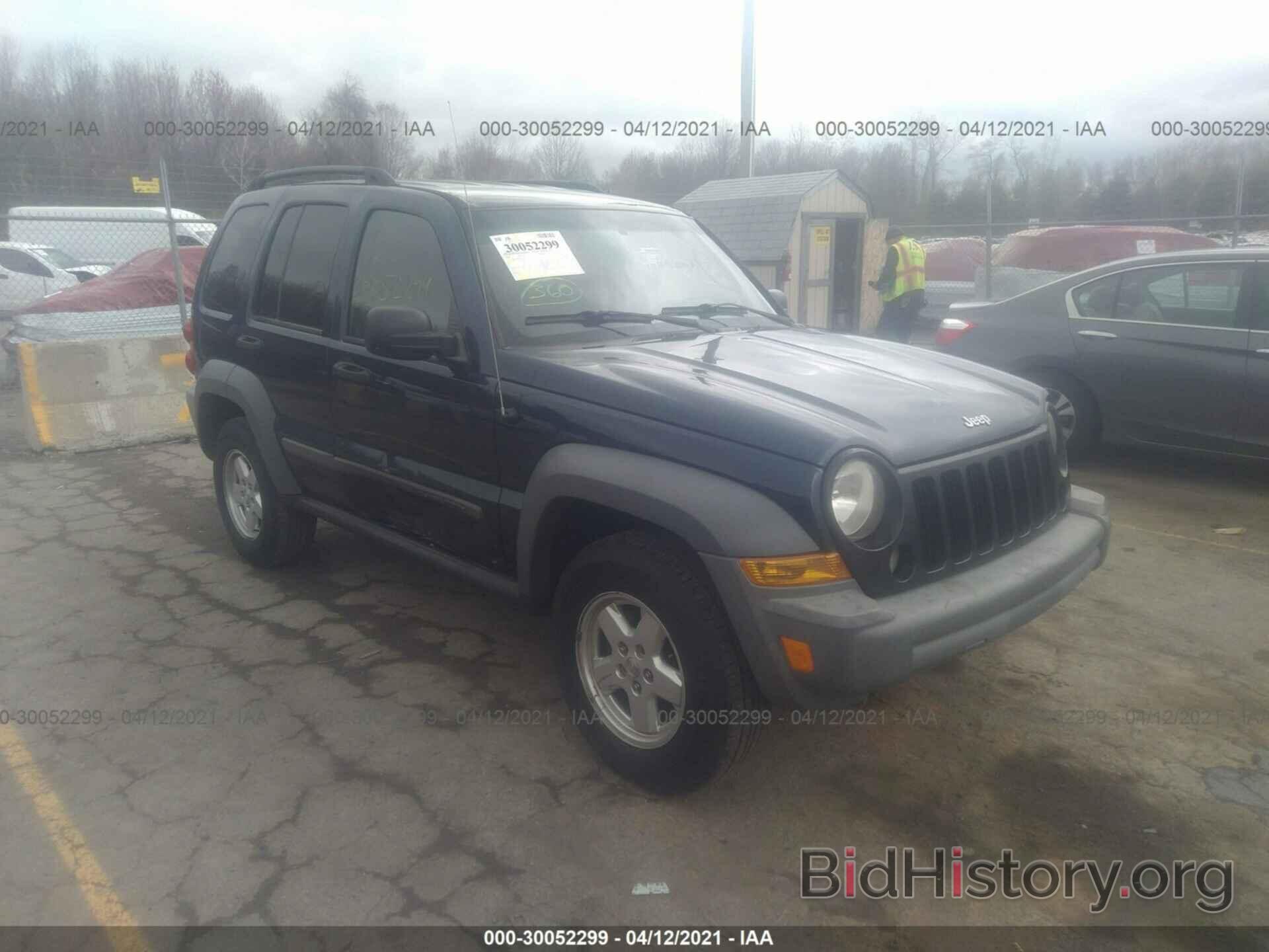 Photo 1J4GL48K16W116309 - JEEP LIBERTY 2006