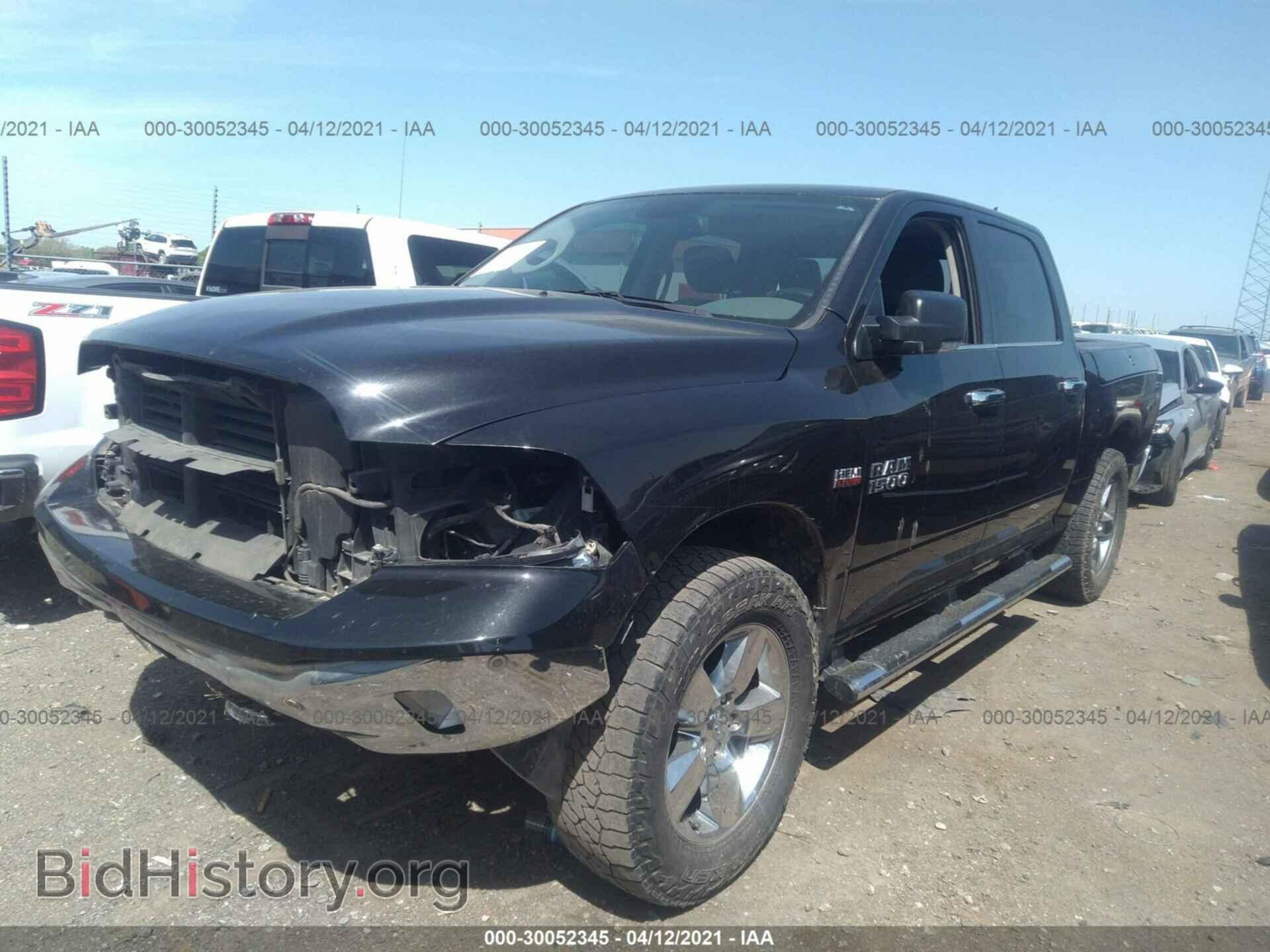 2017 RAM 1500 - VIN: 1C6RR7LT2HS627480 - Photo 2