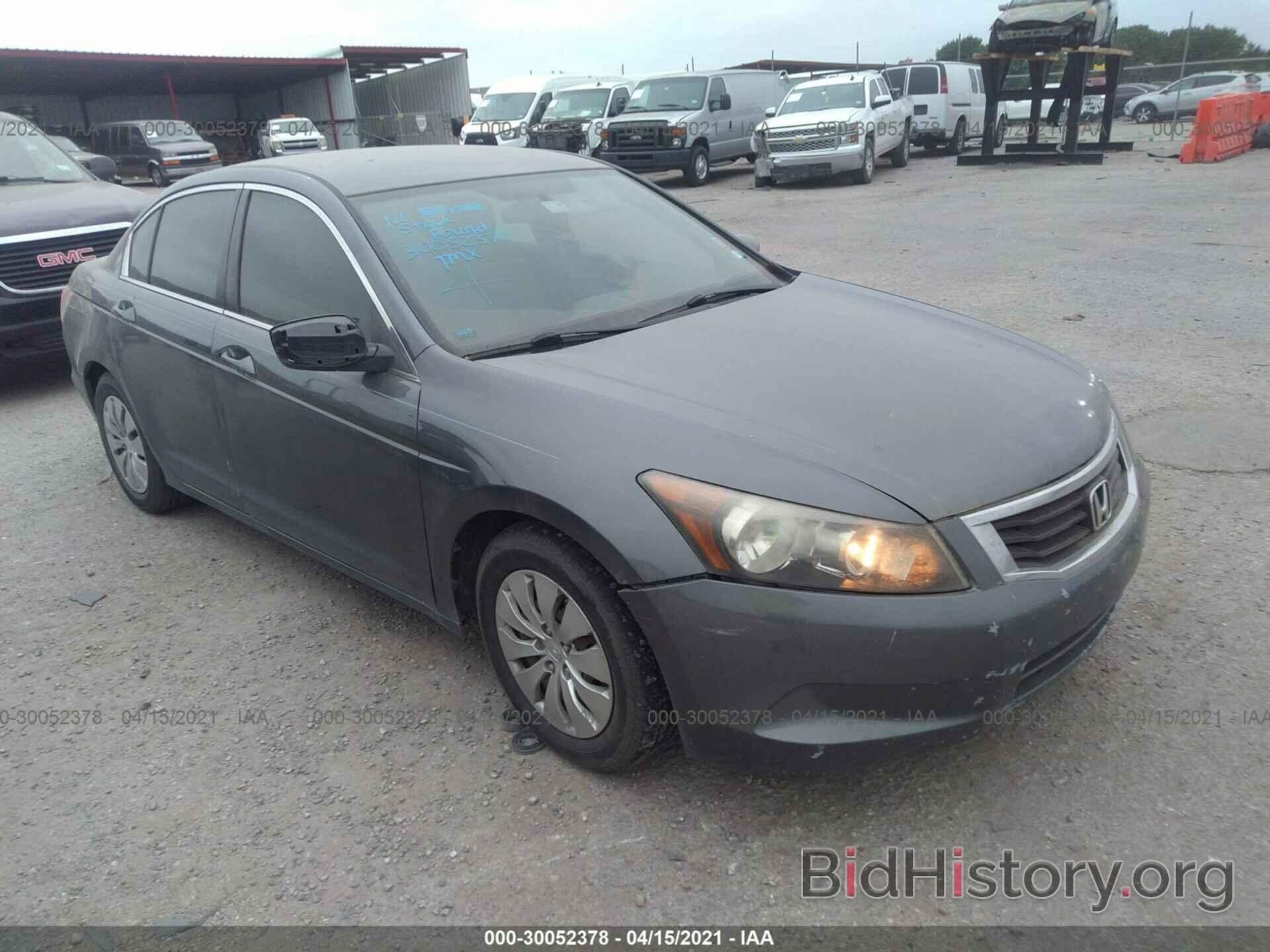 Photo 1HGCP2F36AA007408 - HONDA ACCORD SDN 2010