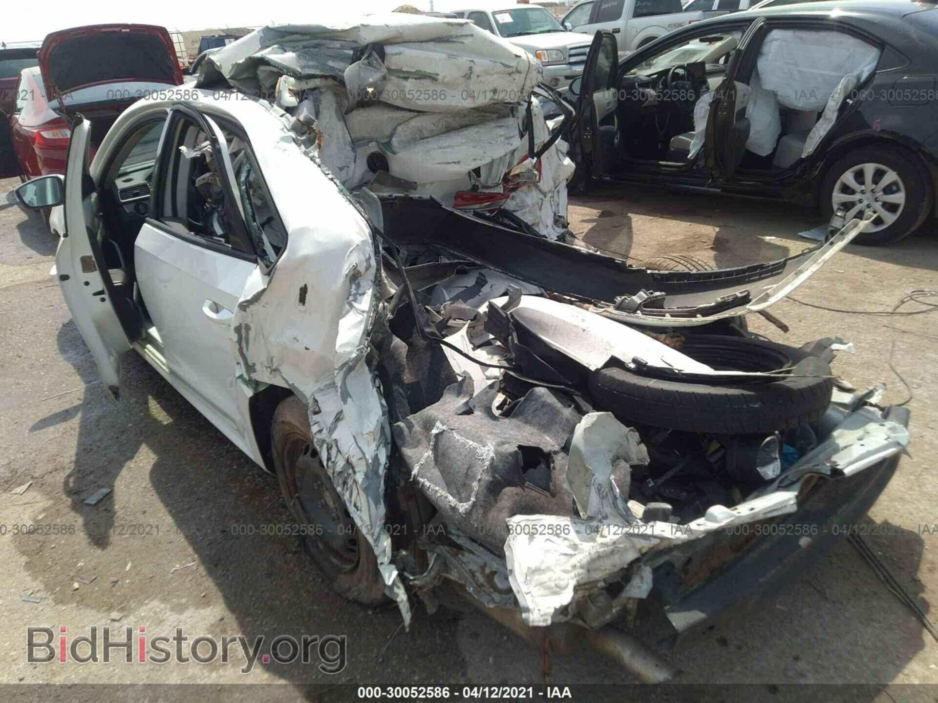 2014 VOLKSWAGEN PASSAT - VIN: 1VWAP7A34EC010728 - Фото 3