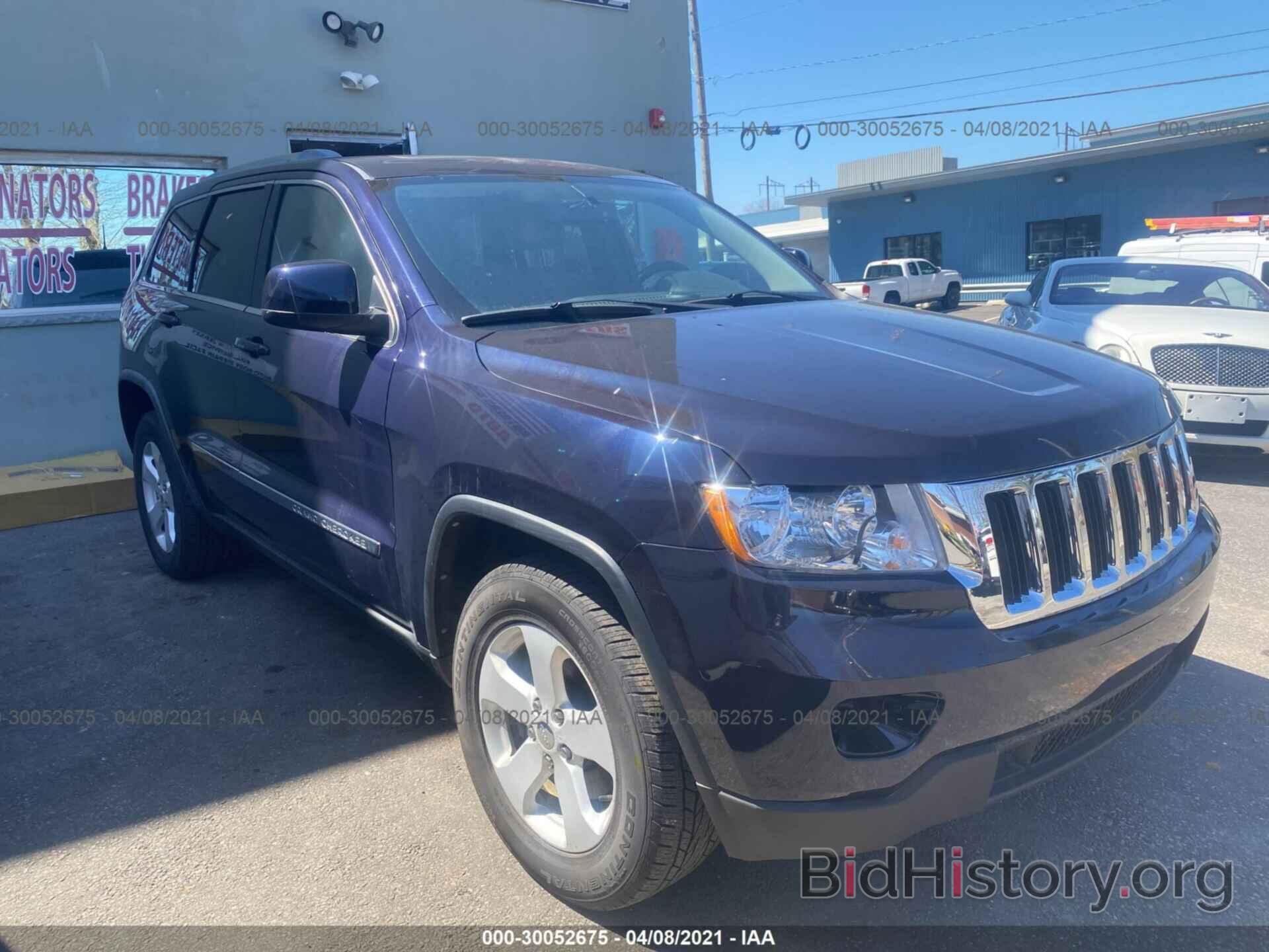 Photo 1J4RR4GGXBC632149 - JEEP GRAND CHEROKEE 2011