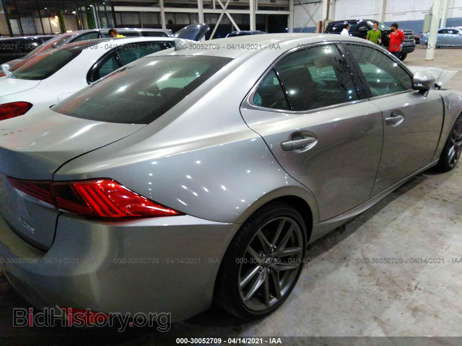 2017 LEXUS IS - VIN: JTHBA1D29H5058211 - Фото 4