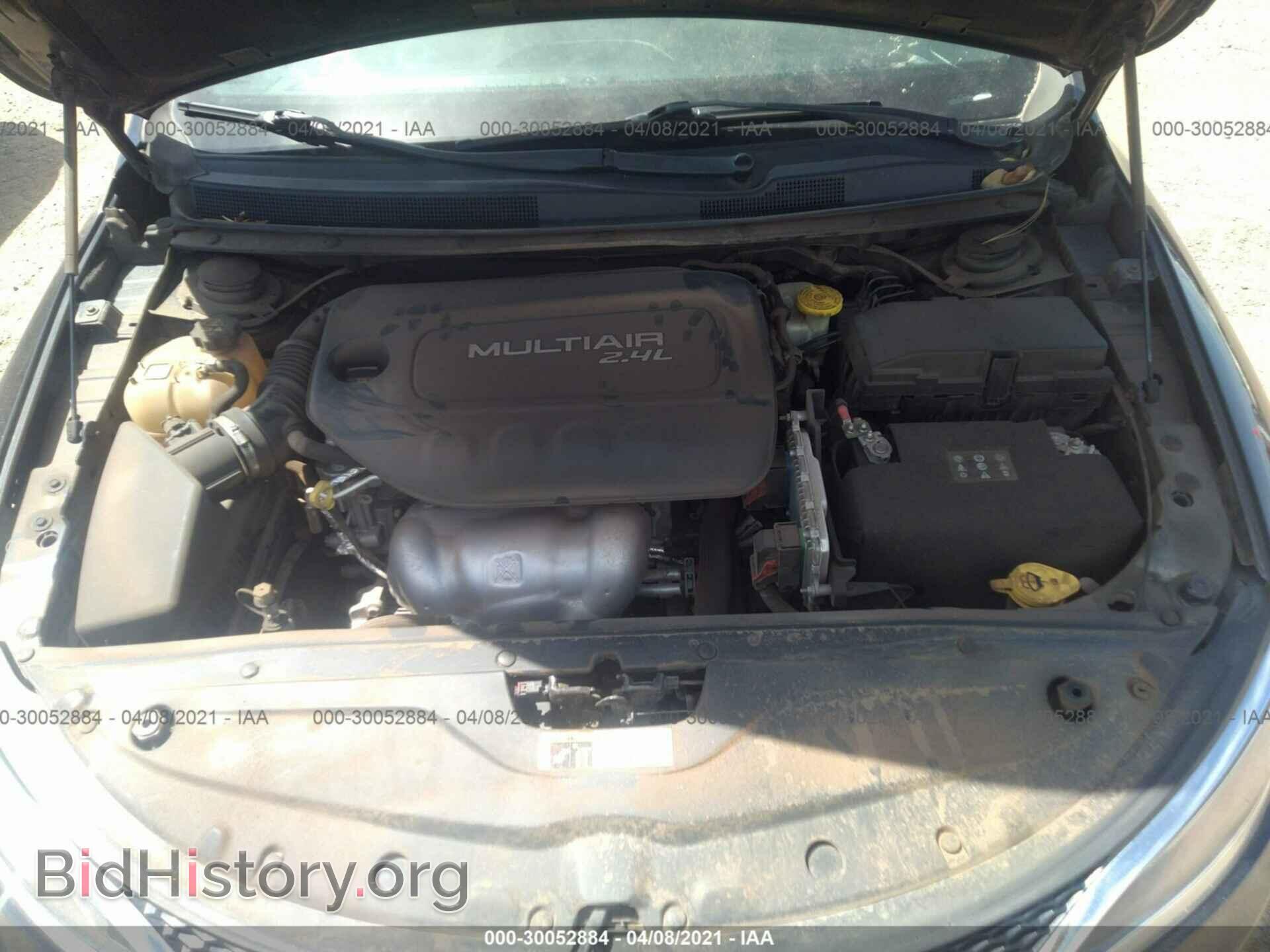 2015 CHRYSLER 200 - VIN: 1C3CCCCB5FN710708 - Фото 10