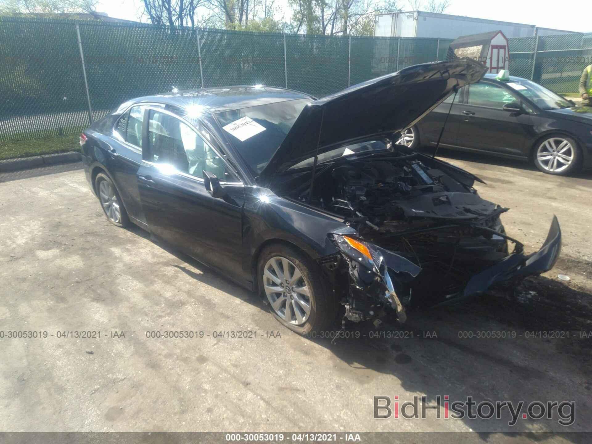 Photo 4T1C11AK2LU858529 - TOYOTA CAMRY 2020