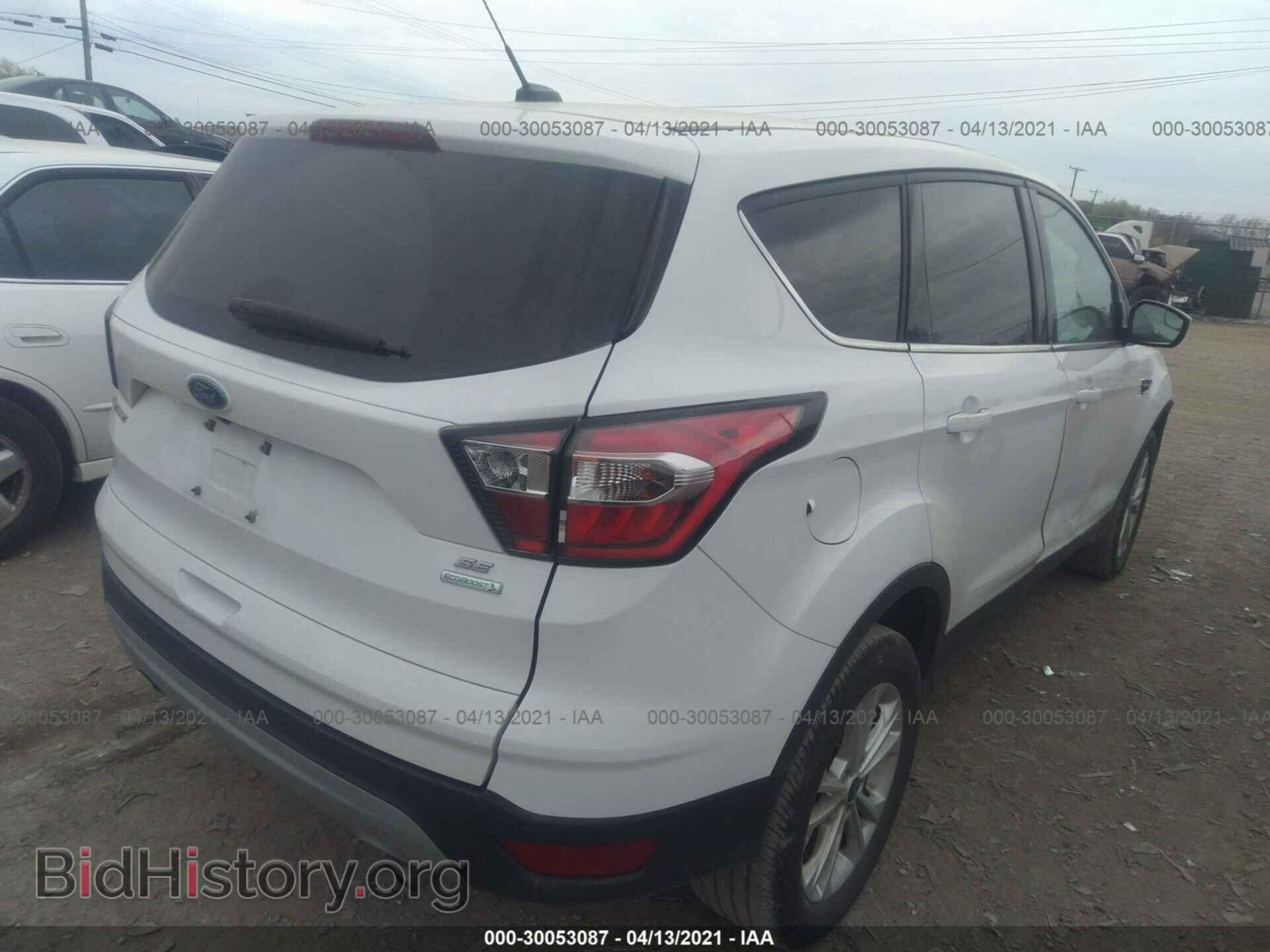 2017 FORD ESCAPE - VIN: 1FMCU0GD4HUE33797 - Фото 4