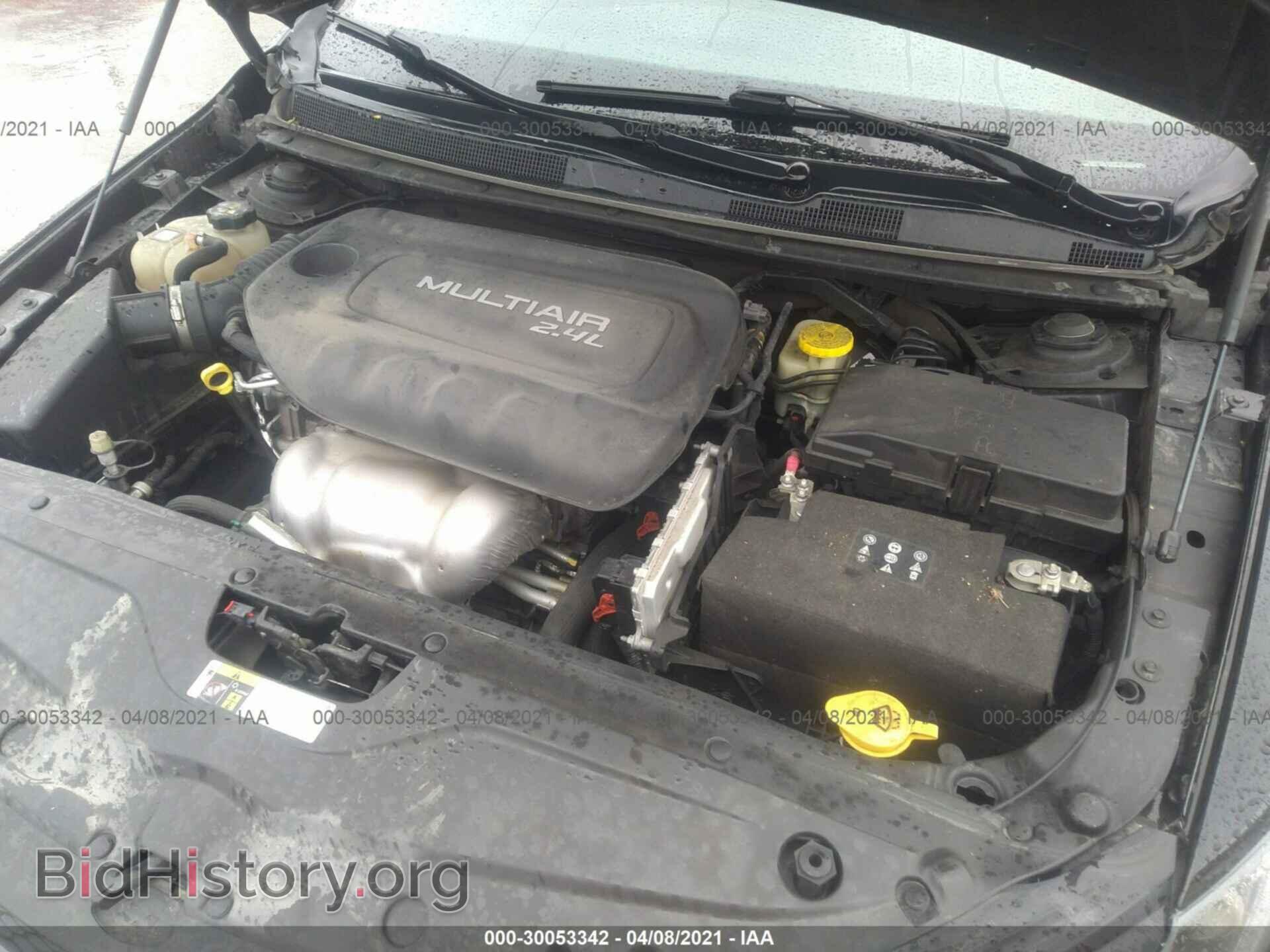 2015 CHRYSLER 200 - VIN: 1C3CCCBB2FN532564 - Фото 10