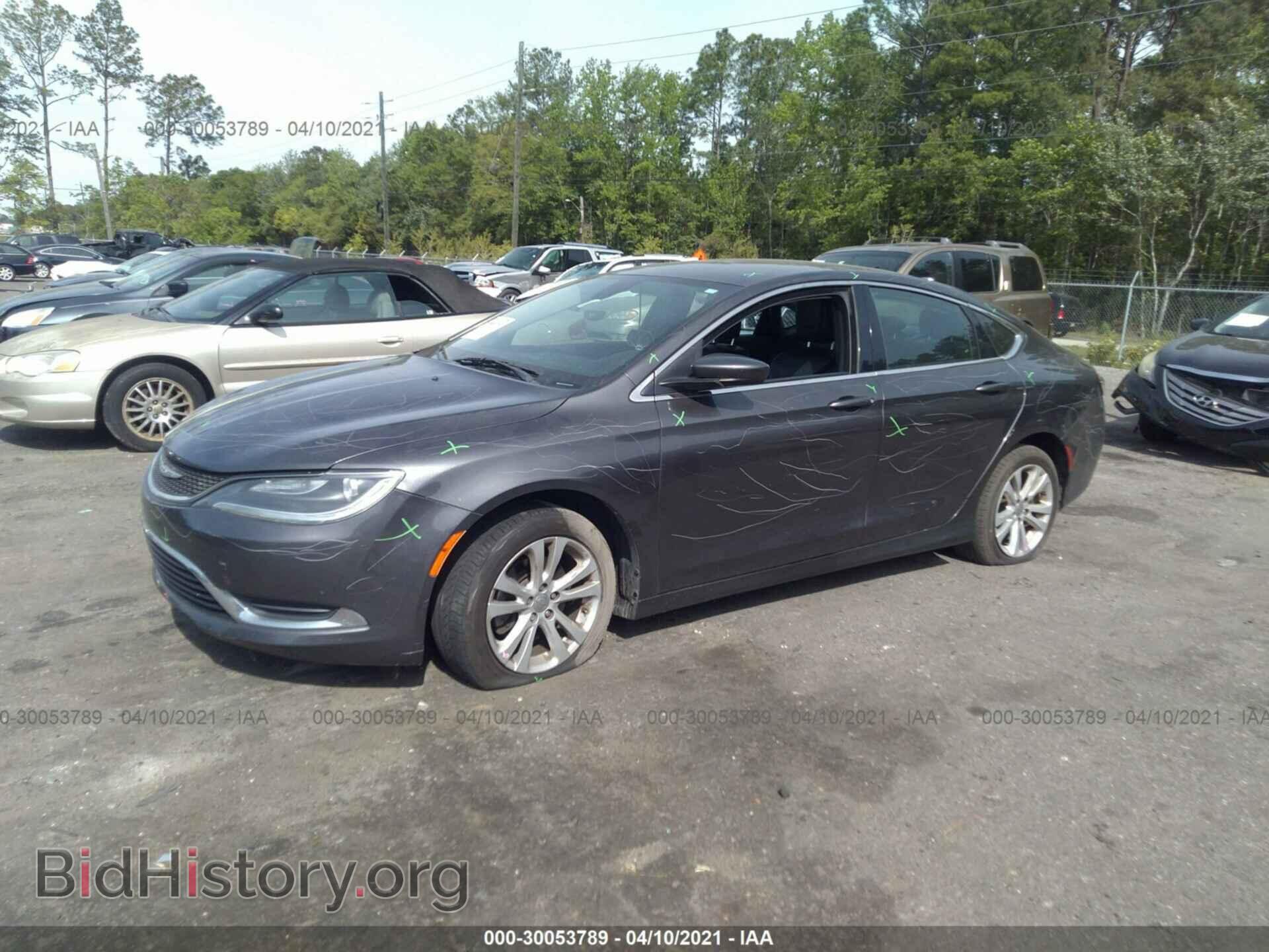 2015 CHRYSLER 200 - VIN: 1C3CCCAB8FN695236 - Photo 2