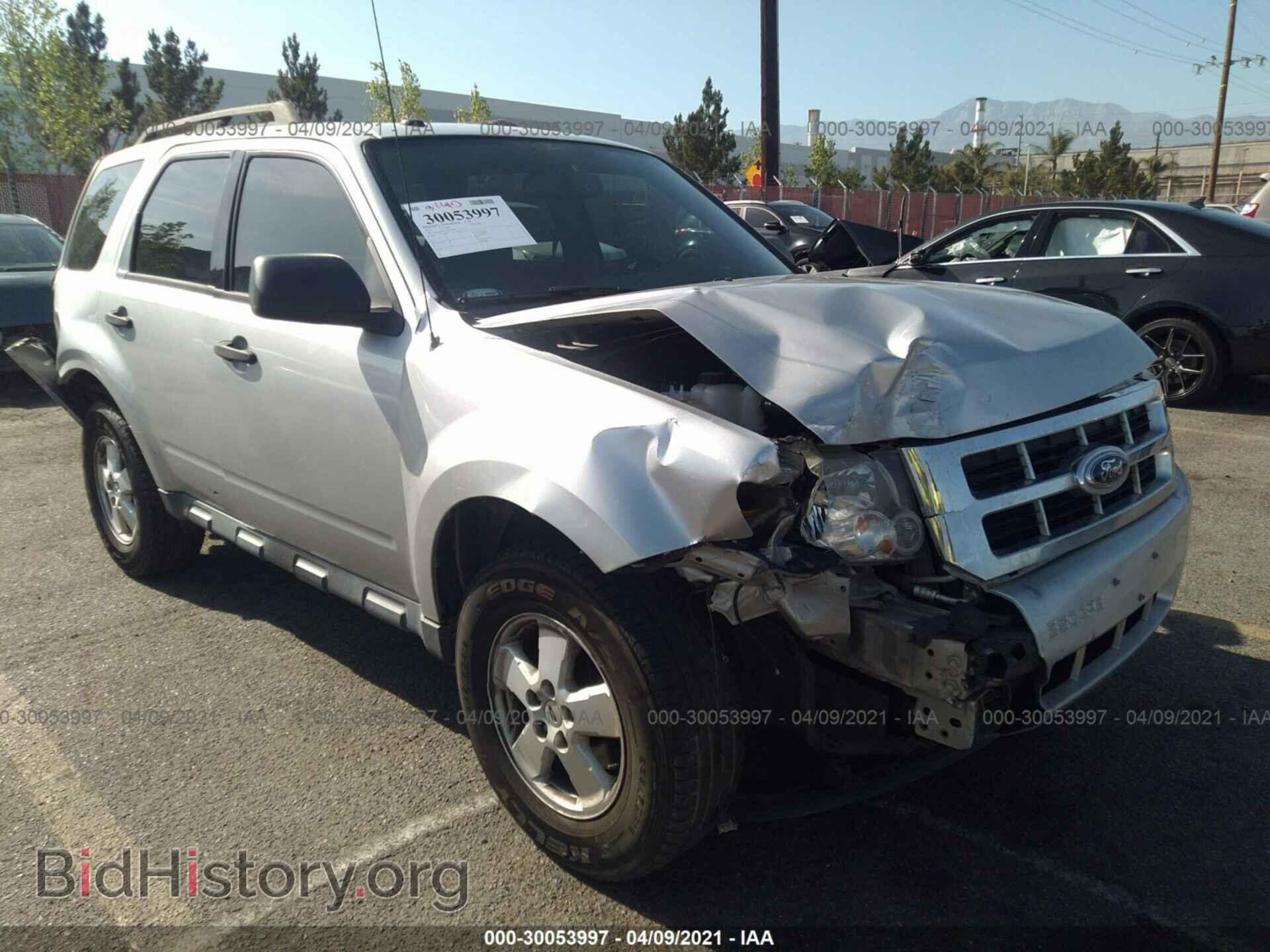 Фотография 1FMCU0DG0CKB55032 - FORD ESCAPE 2012