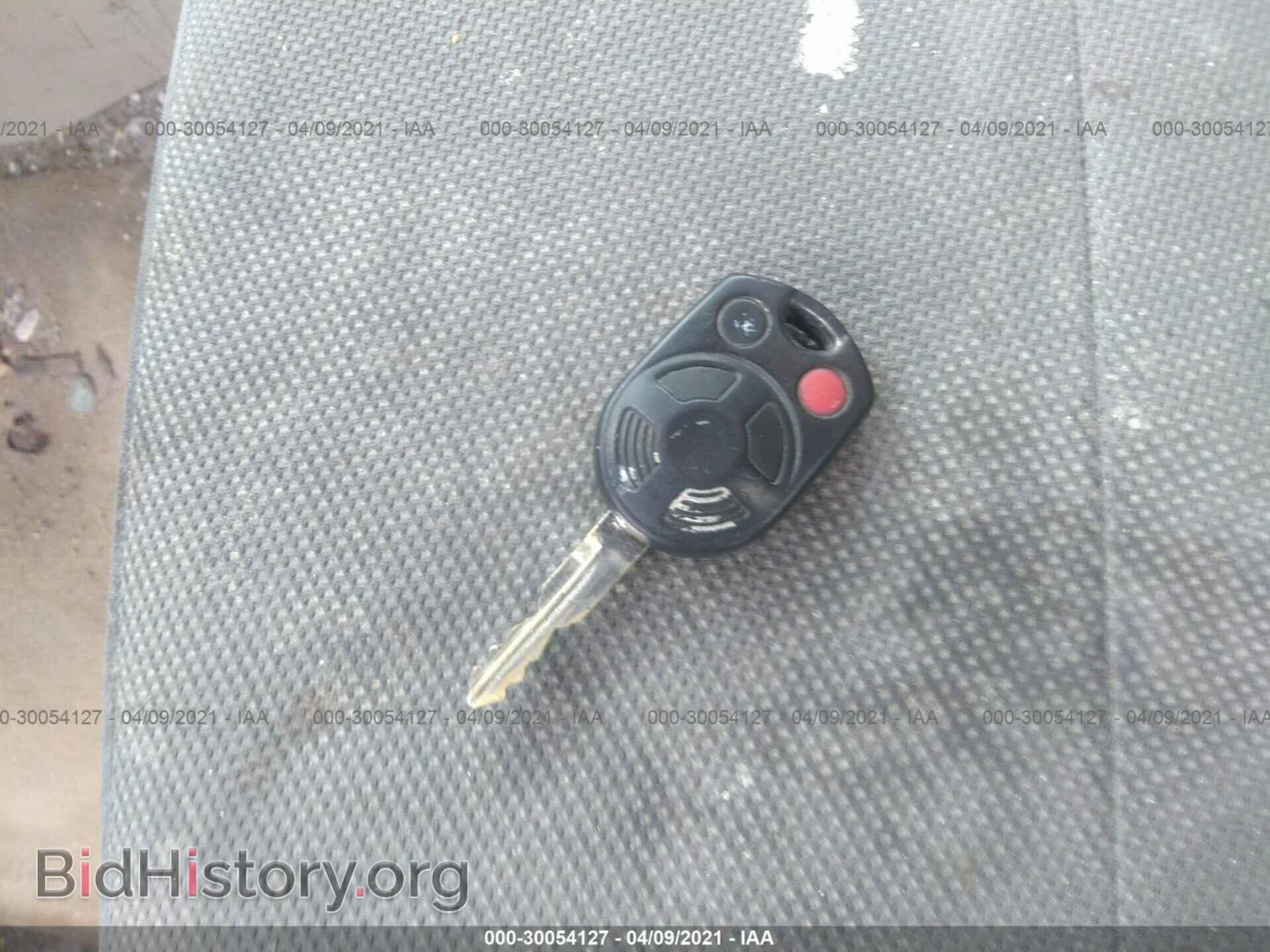 2009 FORD ESCAPE - VIN: 1FMCU03719KA92078 - Фото 11