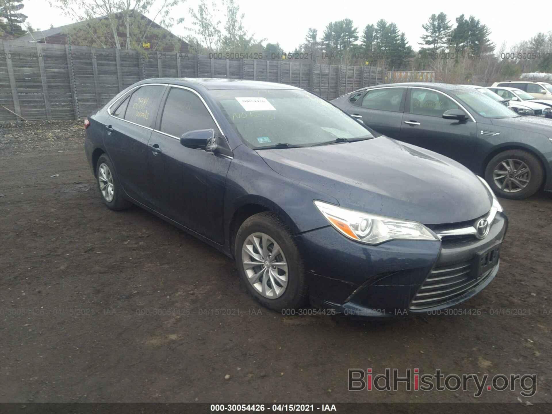 Photo 4T4BF1FK4FR471044 - TOYOTA CAMRY 2015