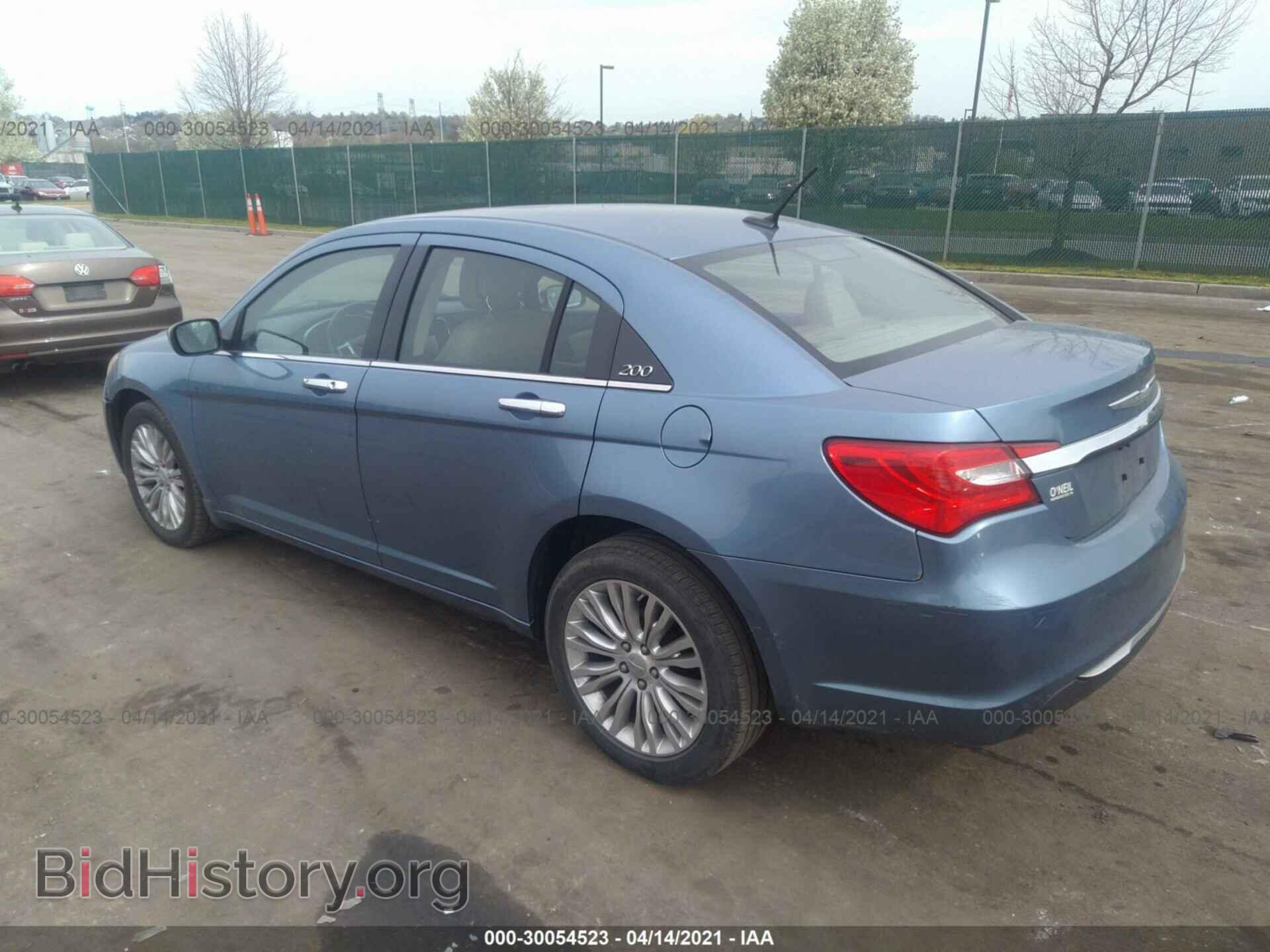 2011 CHRYSLER 200 - VIN: 1C3BC2FG5BN569033 - Фото 3
