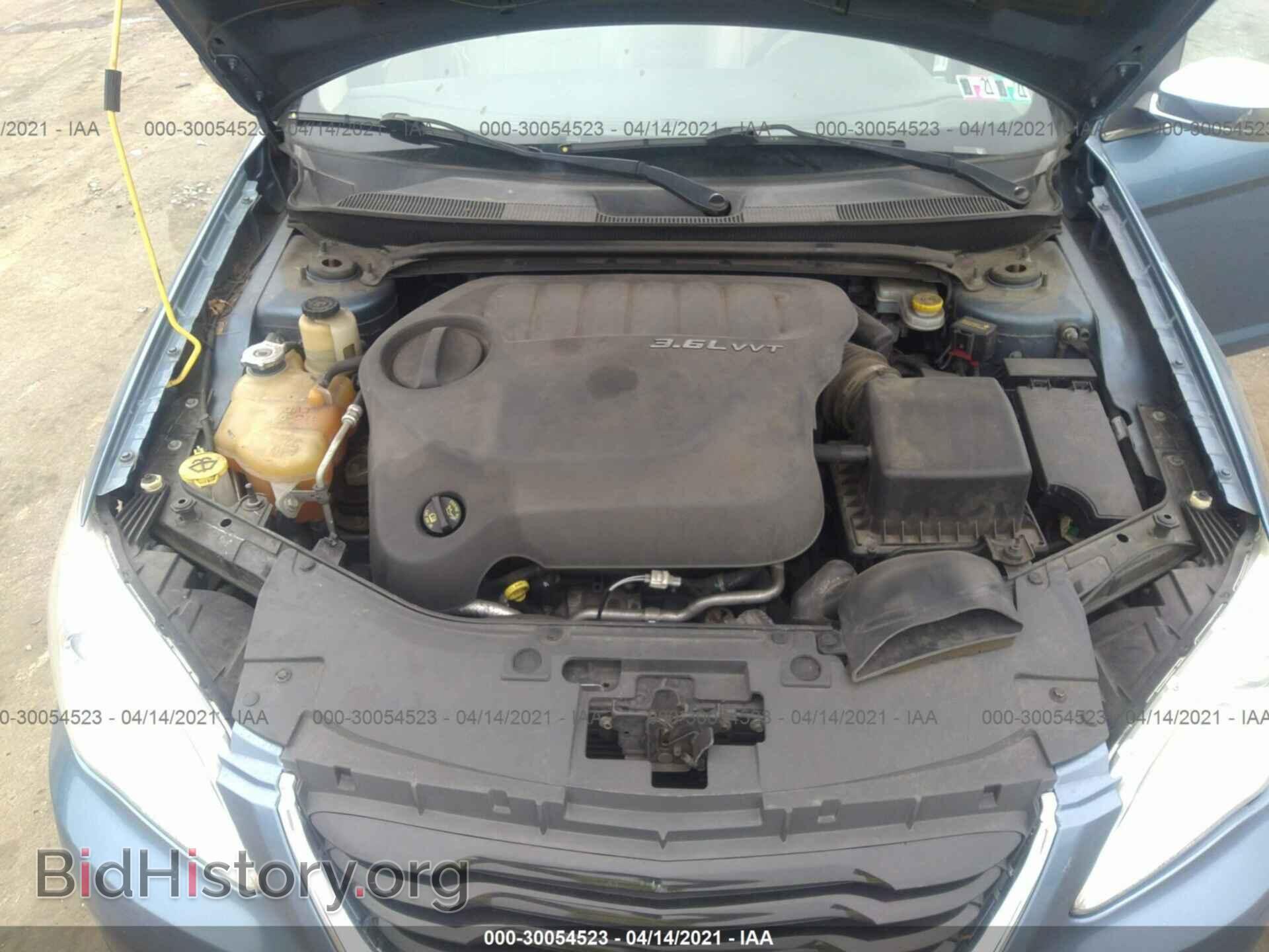 2011 CHRYSLER 200 - VIN: 1C3BC2FG5BN569033 - Фото 10