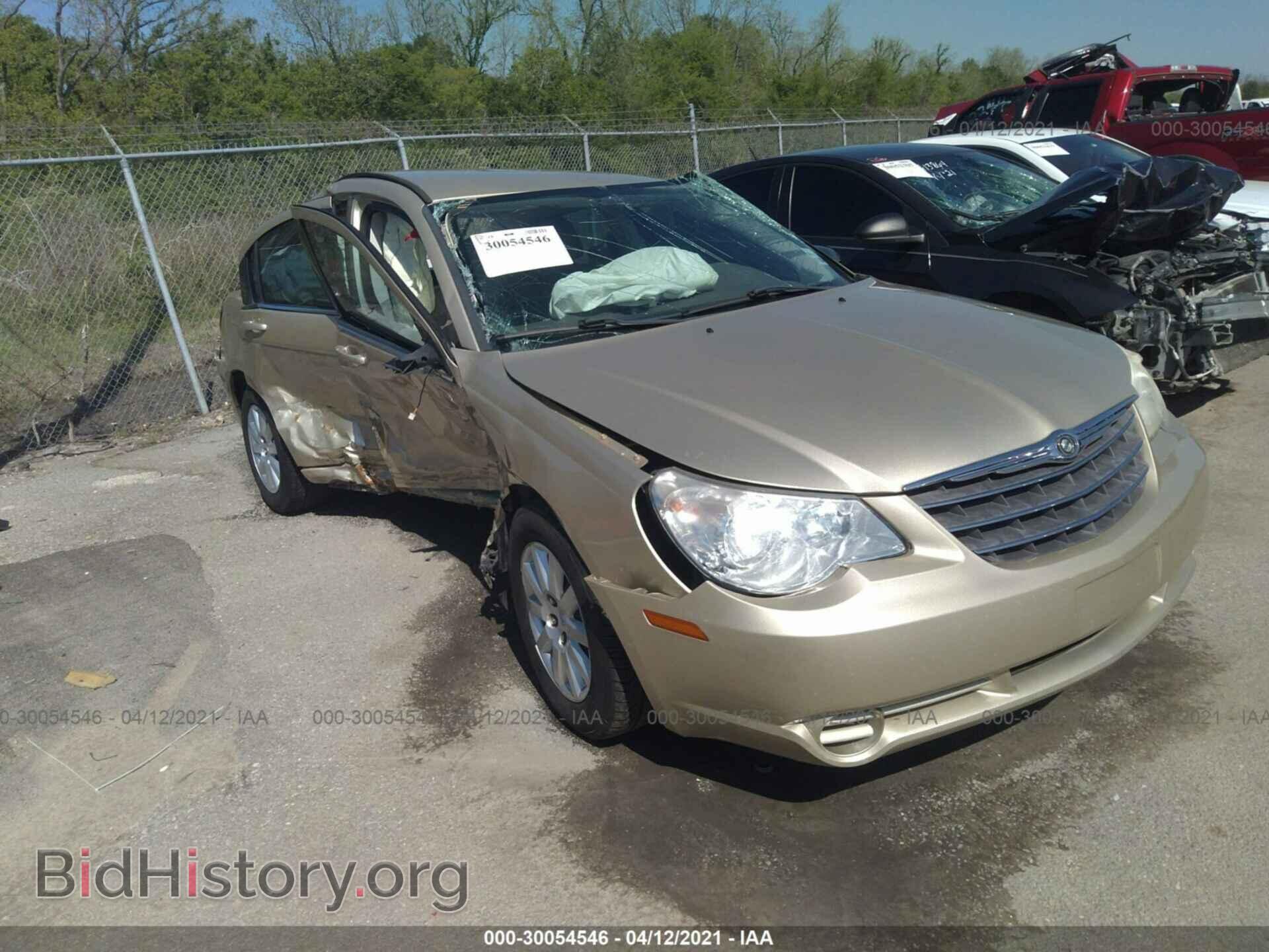 Photo 1C3CC4FB8AN229443 - CHRYSLER SEBRING 2010