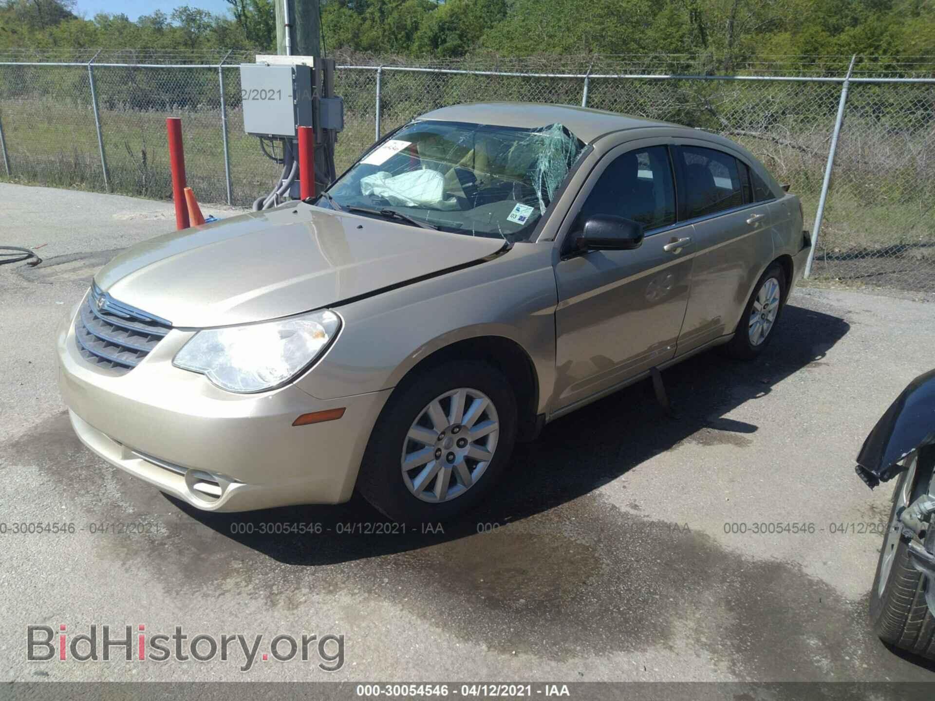 2010 CHRYSLER SEBRING - VIN: 1C3CC4FB8AN229443 - Фото 2