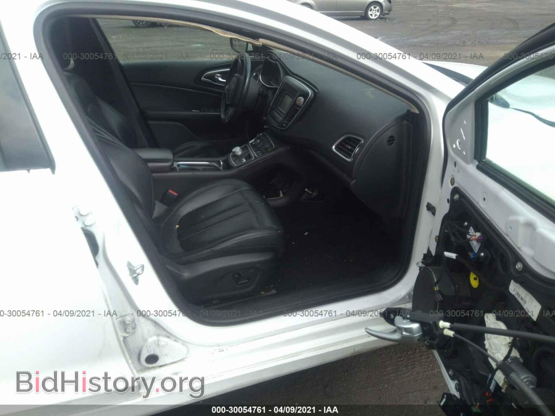 2015 CHRYSLER 200 - VIN: 1C3CCCCB2FN681491 - Photo 5