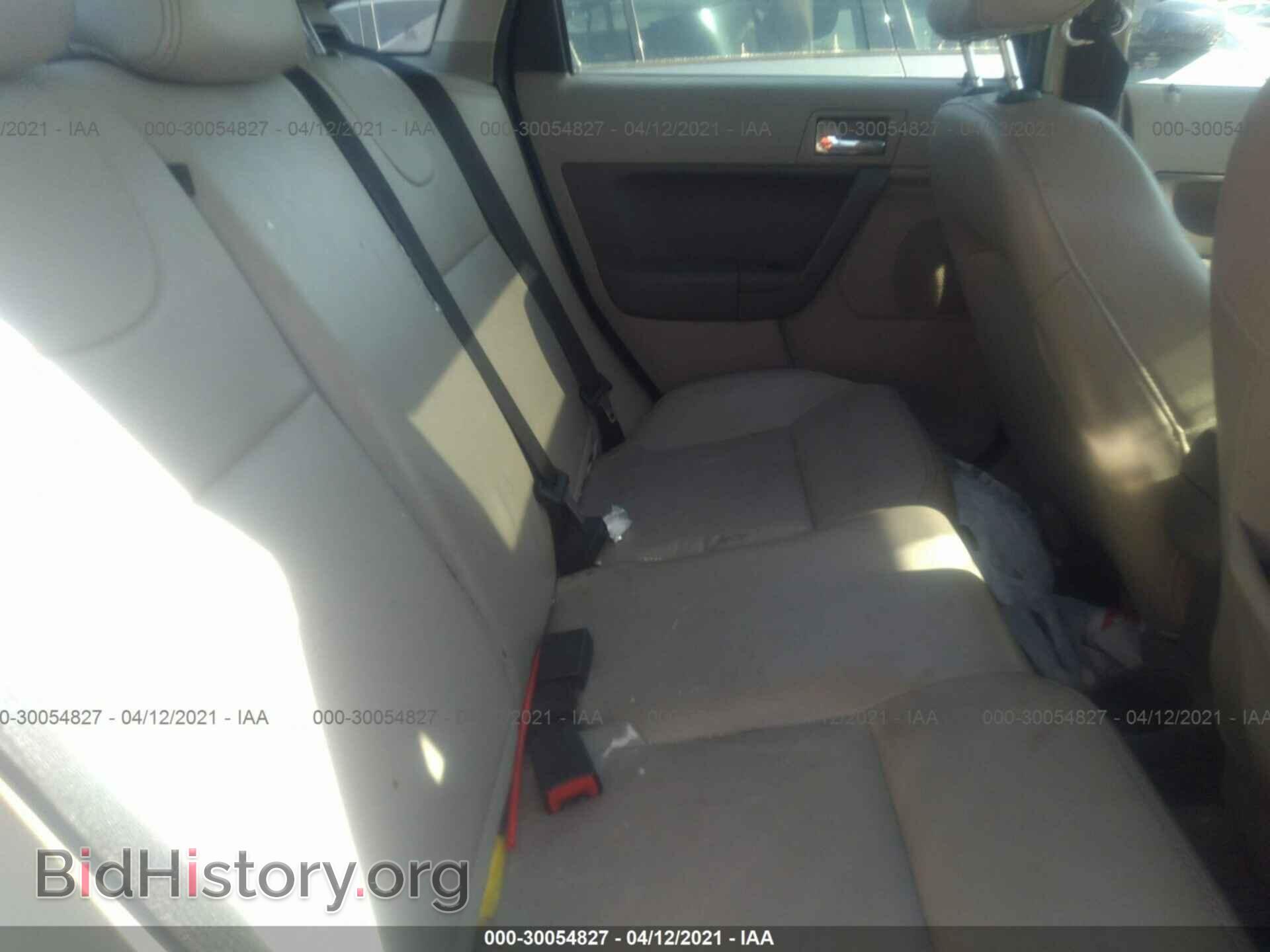 2009 FORD FOCUS - VIN: 1FAHP37N19W268122 - Фото 8