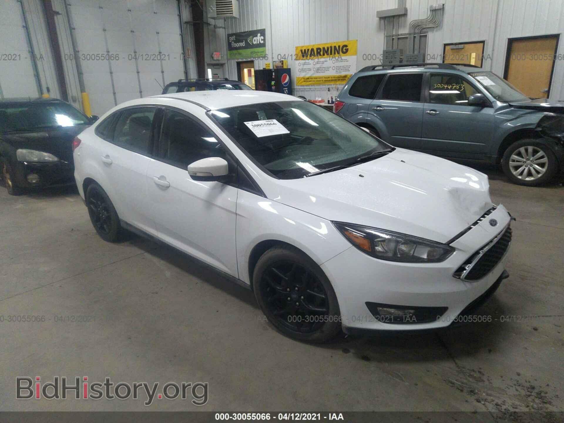 Photo 1FADP3F29GL374449 - FORD FOCUS 2016