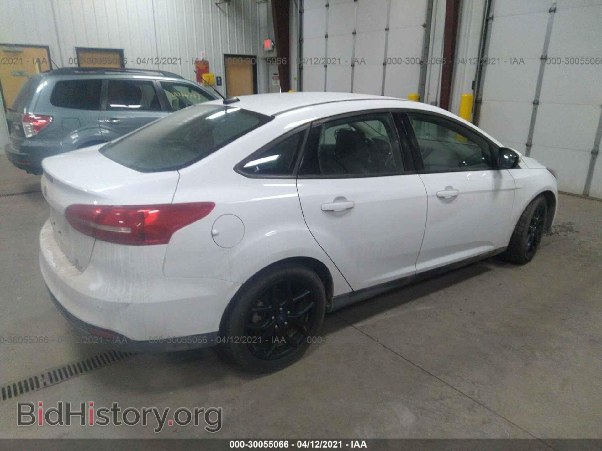 2016 FORD FOCUS - VIN: 1FADP3F29GL374449 - Photo 4