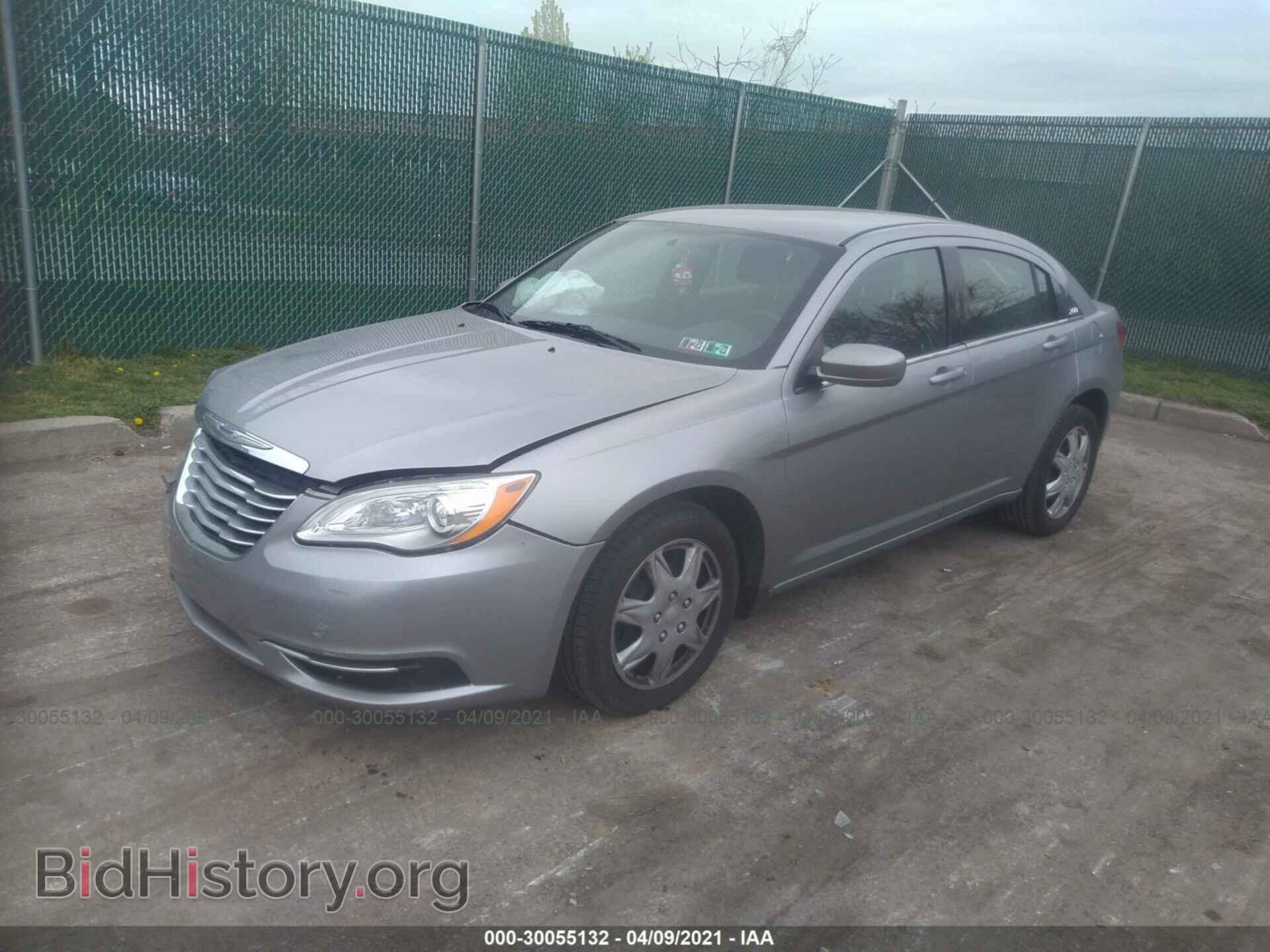 2014 CHRYSLER 200 - VIN: 1C3CCBAB8EN213857 - Фото 2