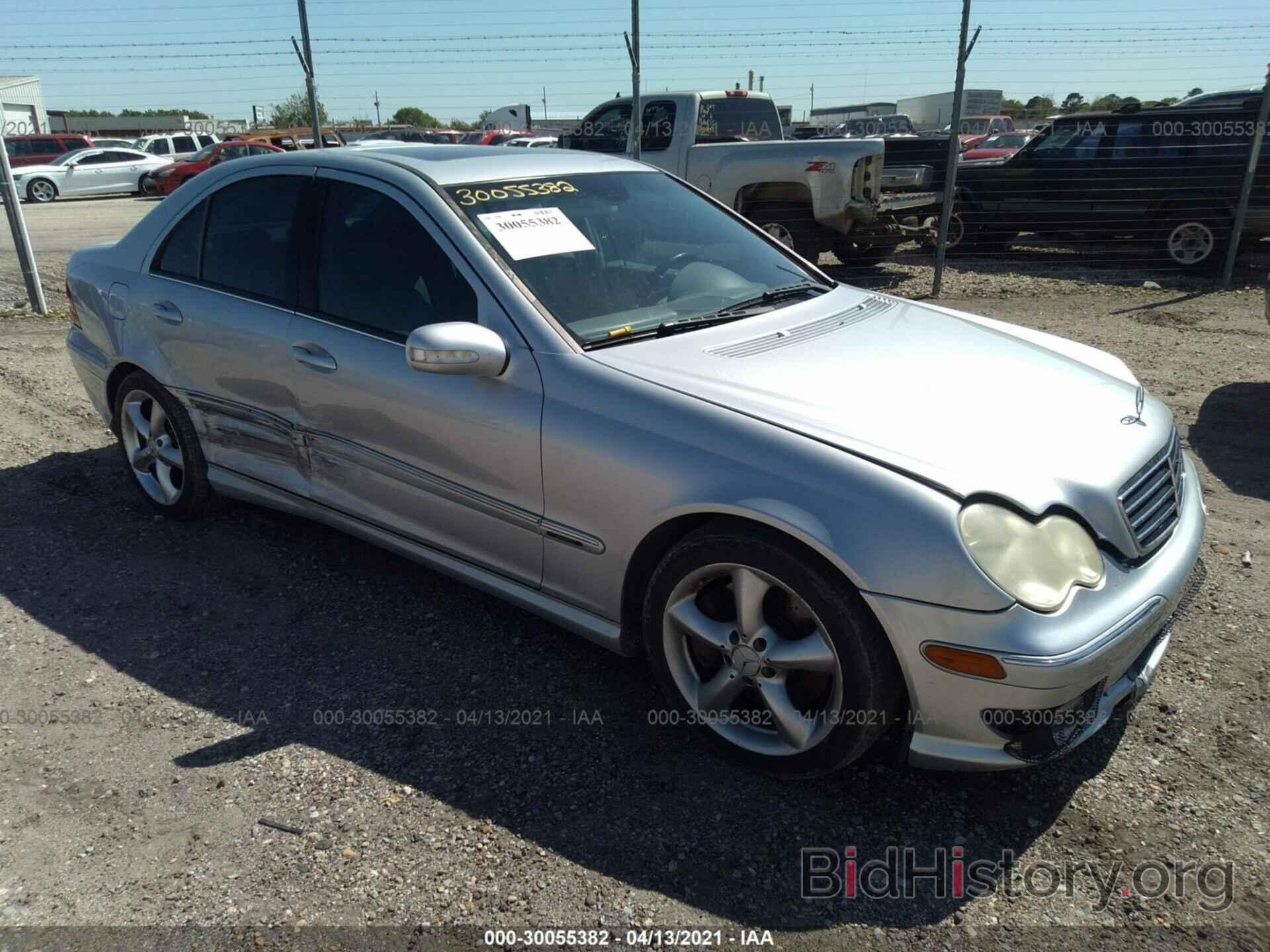 Photo WDBRF52H86E020464 - MERCEDES-BENZ C-CLASS 2006