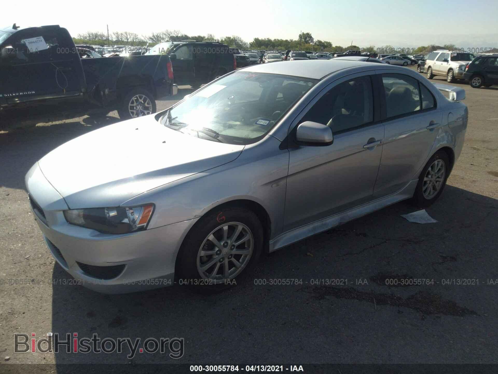 2011 MITSUBISHI LANCER - VIN: JA32U2FU3BU024094 - Фото 2