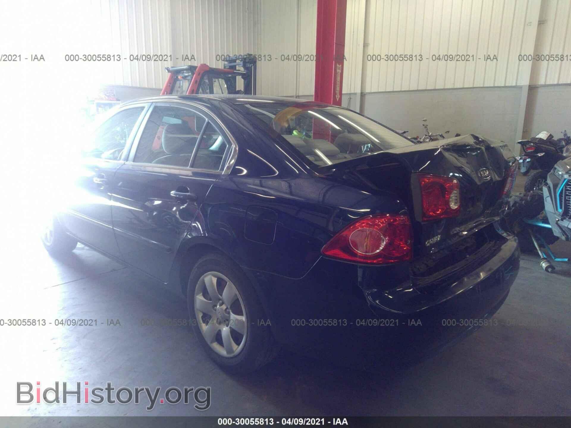 2008 KIA OPTIMA - VIN: KNAGE123785202813 - Photo 3