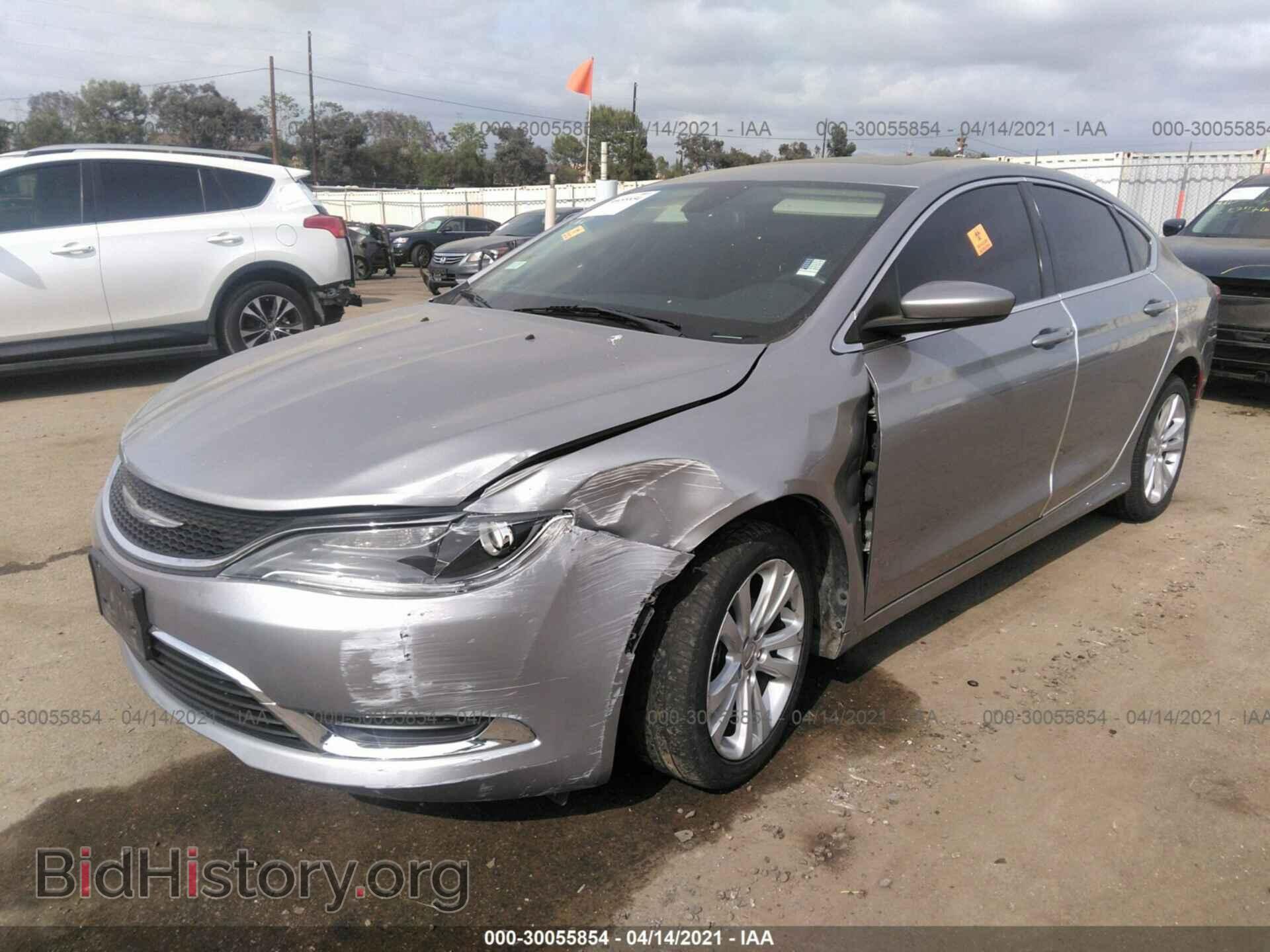 2015 CHRYSLER 200 - VIN: 1C3CCCAB7FN742157 - Photo 2