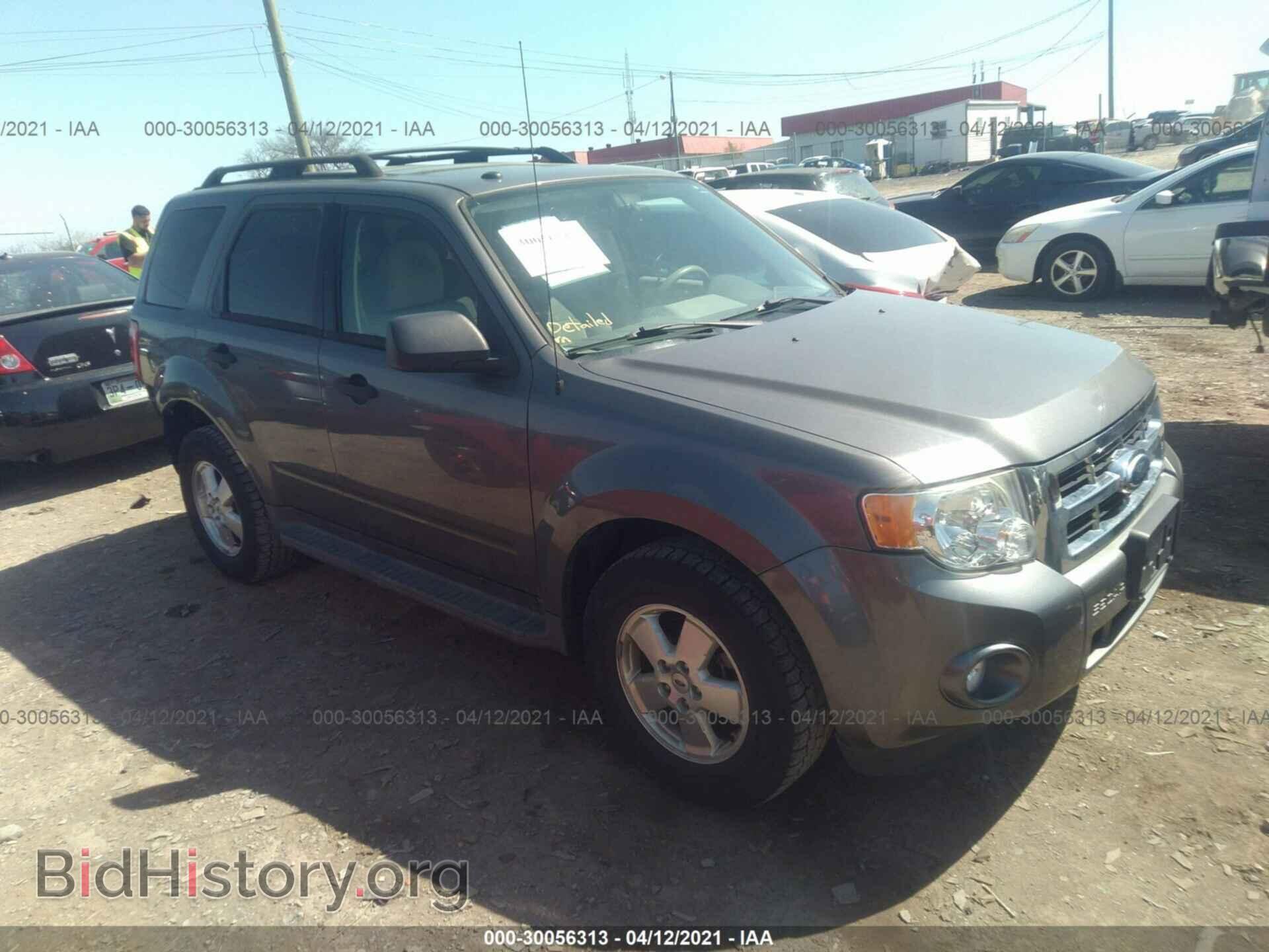 Фотография 1FMCU0D75CKA33573 - FORD ESCAPE 2012