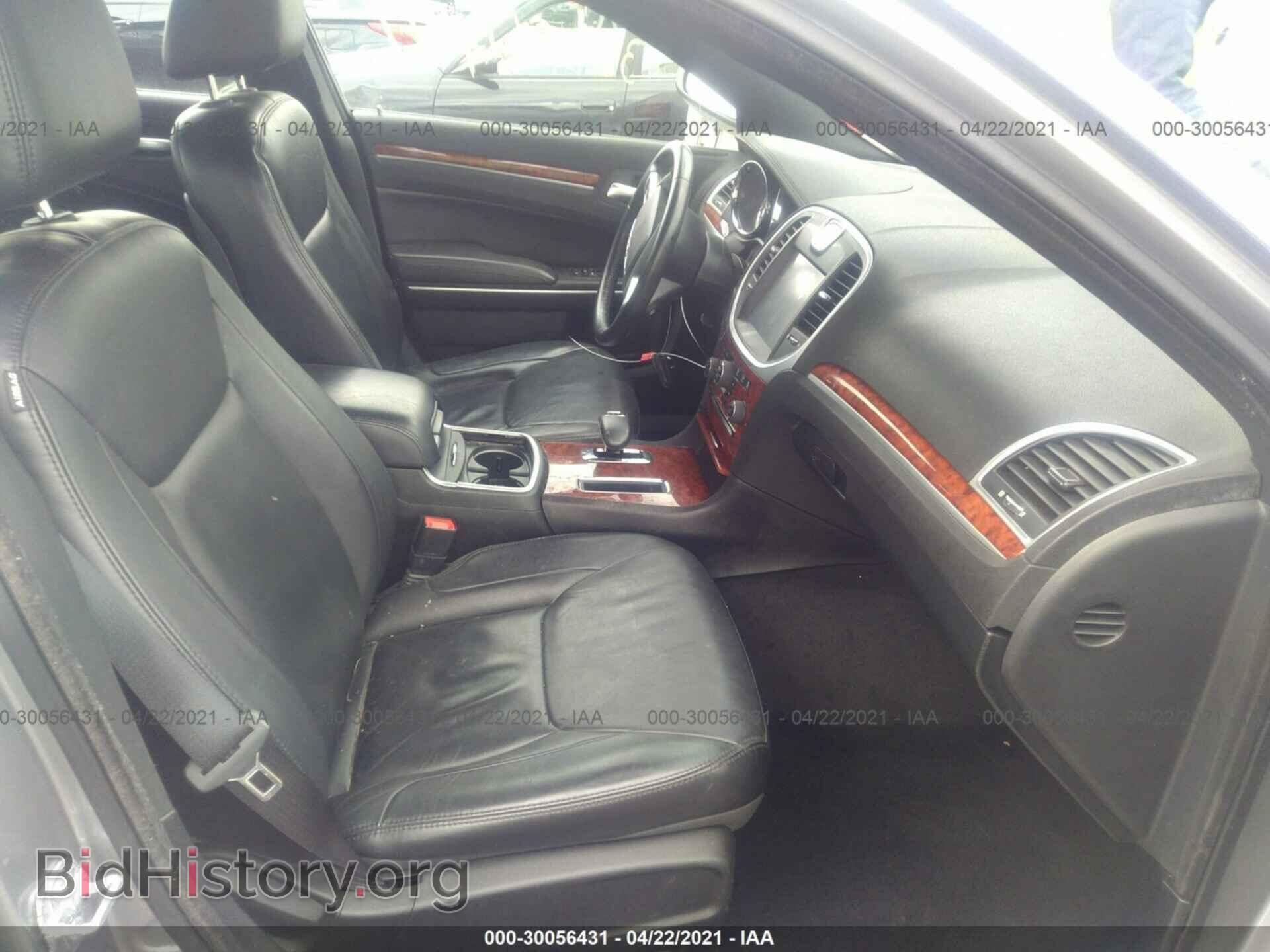 2014 CHRYSLER 300 - VIN: 2C3CCAAG4EH327045 - Фото 5