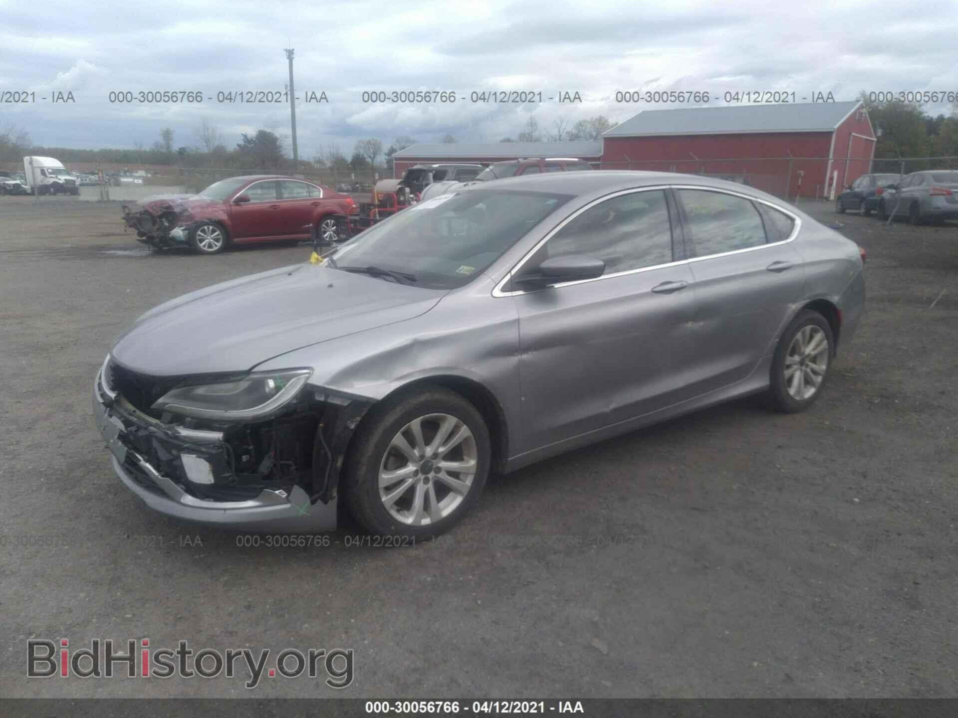2015 CHRYSLER 200 - VIN: 1C3CCCAB1FN755163 - Фото 2