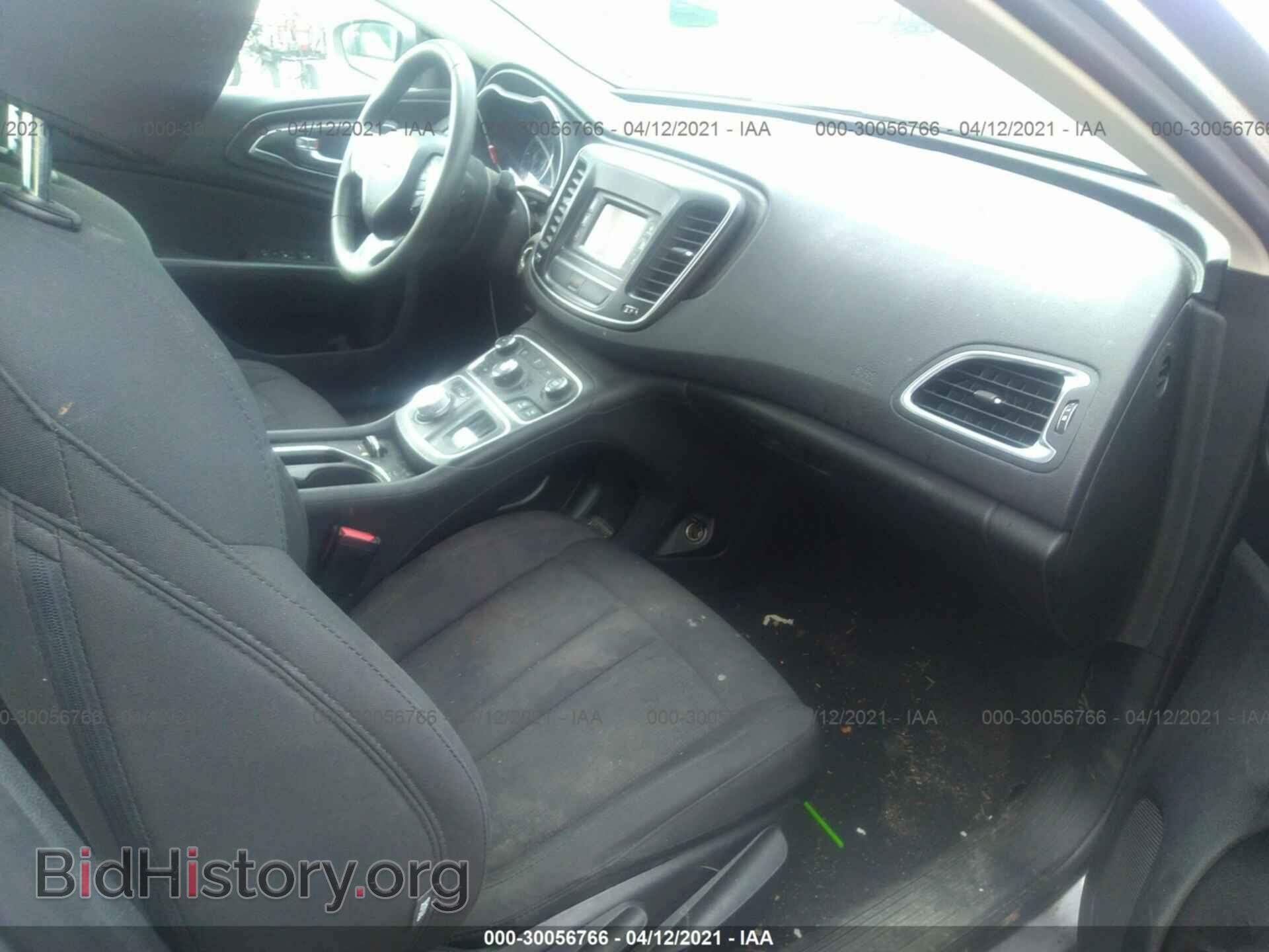 2015 CHRYSLER 200 - VIN: 1C3CCCAB1FN755163 - Фото 5