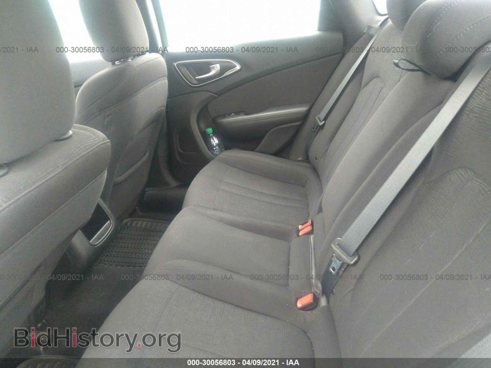 2016 CHRYSLER 200 - VIN: 1C3CCCAB3GN145802 - Photo 8