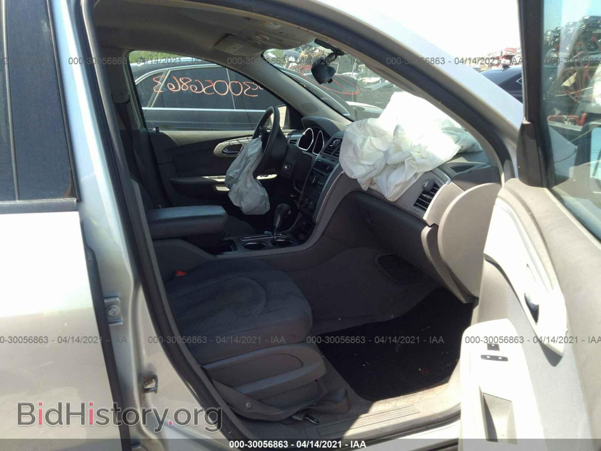 2009 CHEVROLET TRAVERSE - VIN: 1GNER13D89S152343 - Фото 5